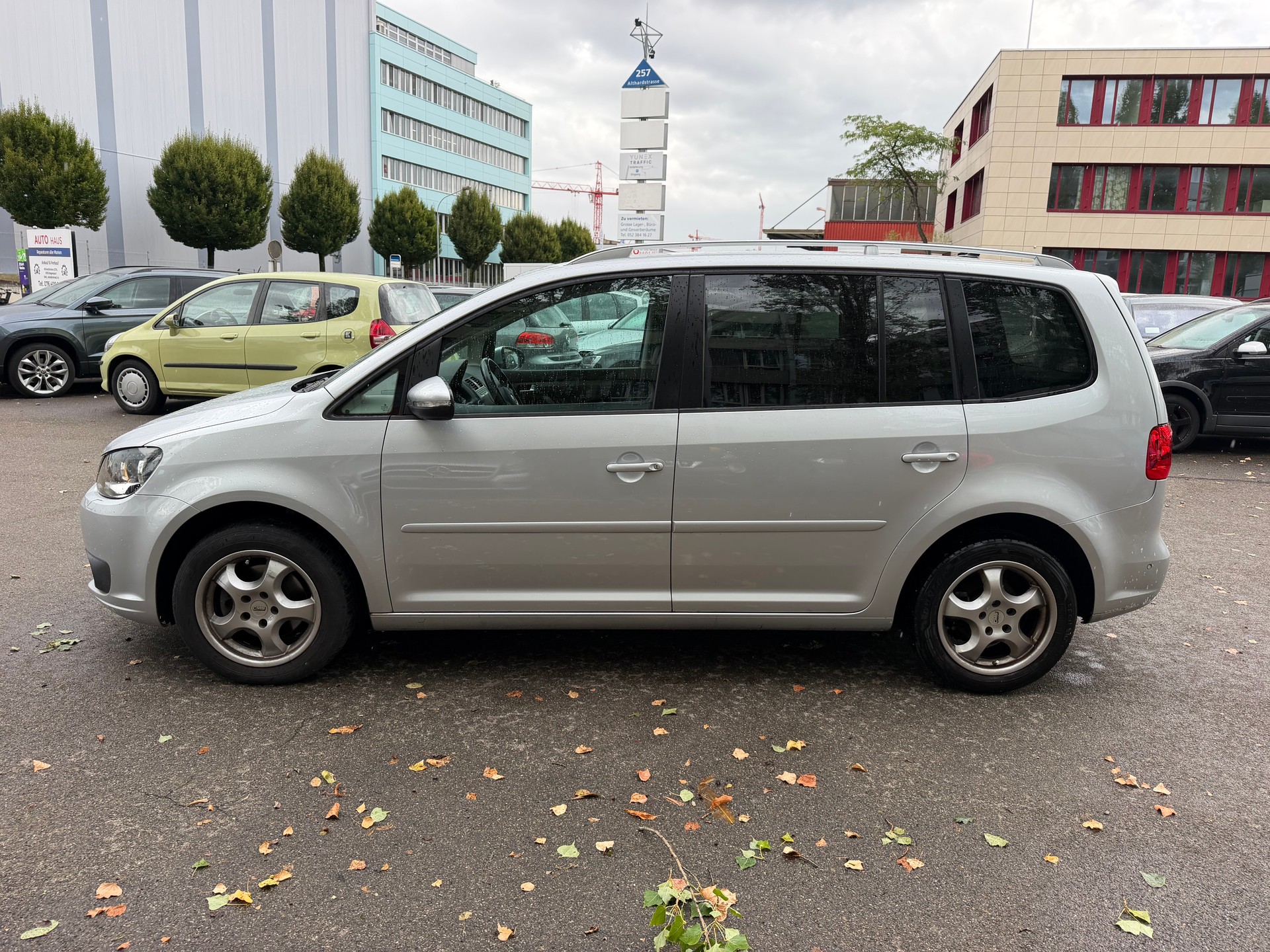 VW Touran 1.6 TDI Comfortline-image-4