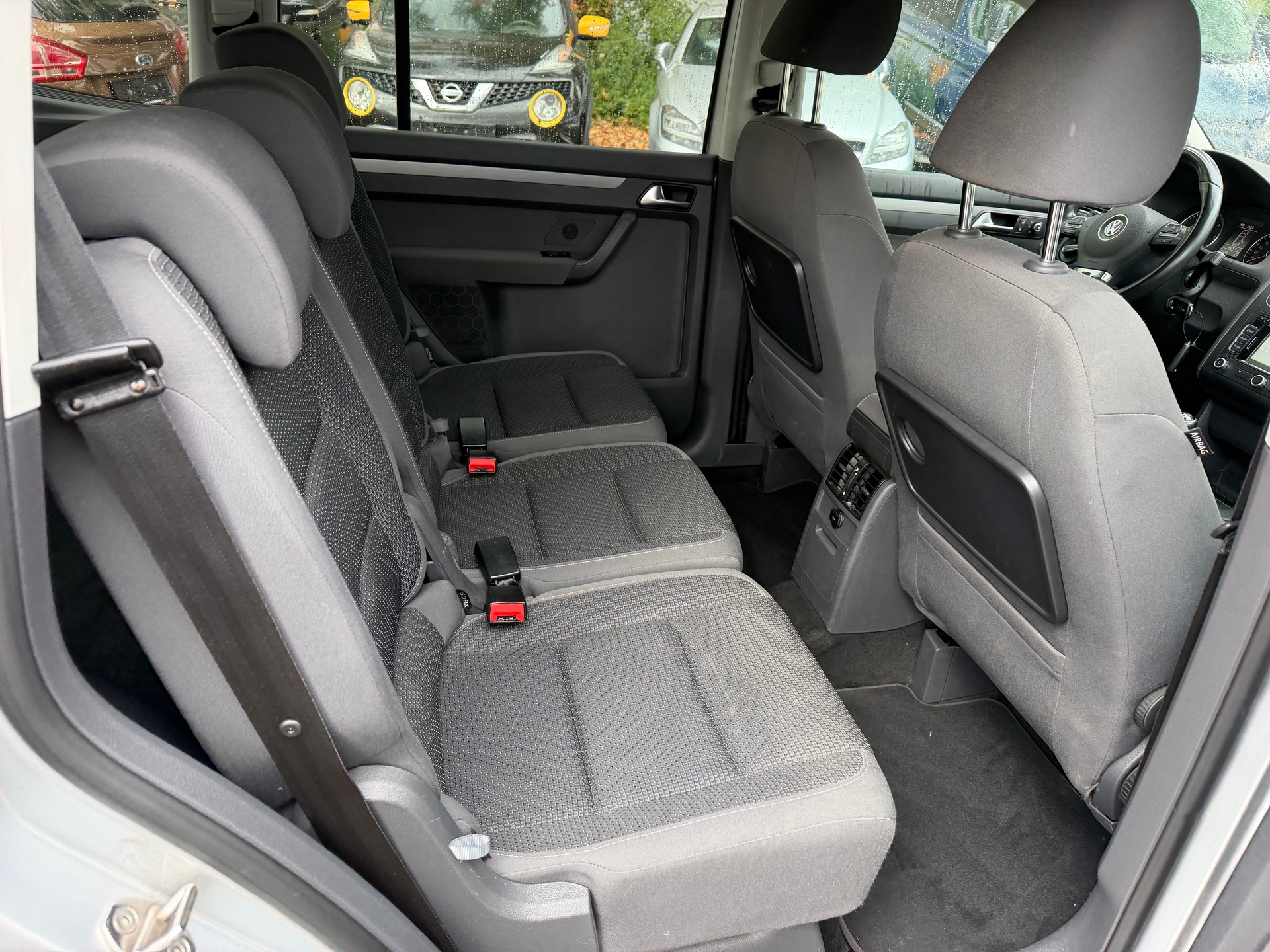 VW Touran 1.6 TDI Comfortline-image-10