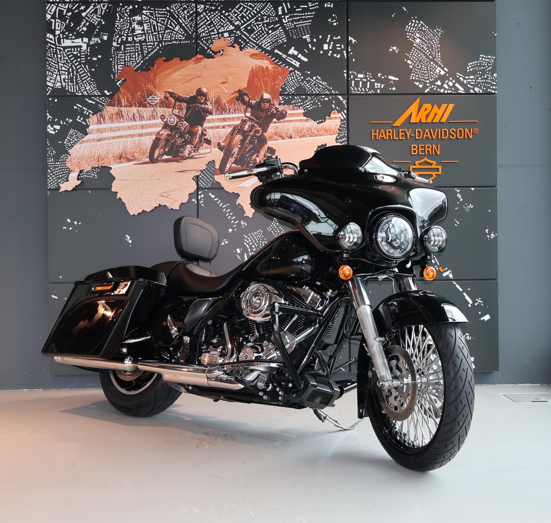 HARLEY-DAVIDSON FLHX Street Glide ABS-image-3