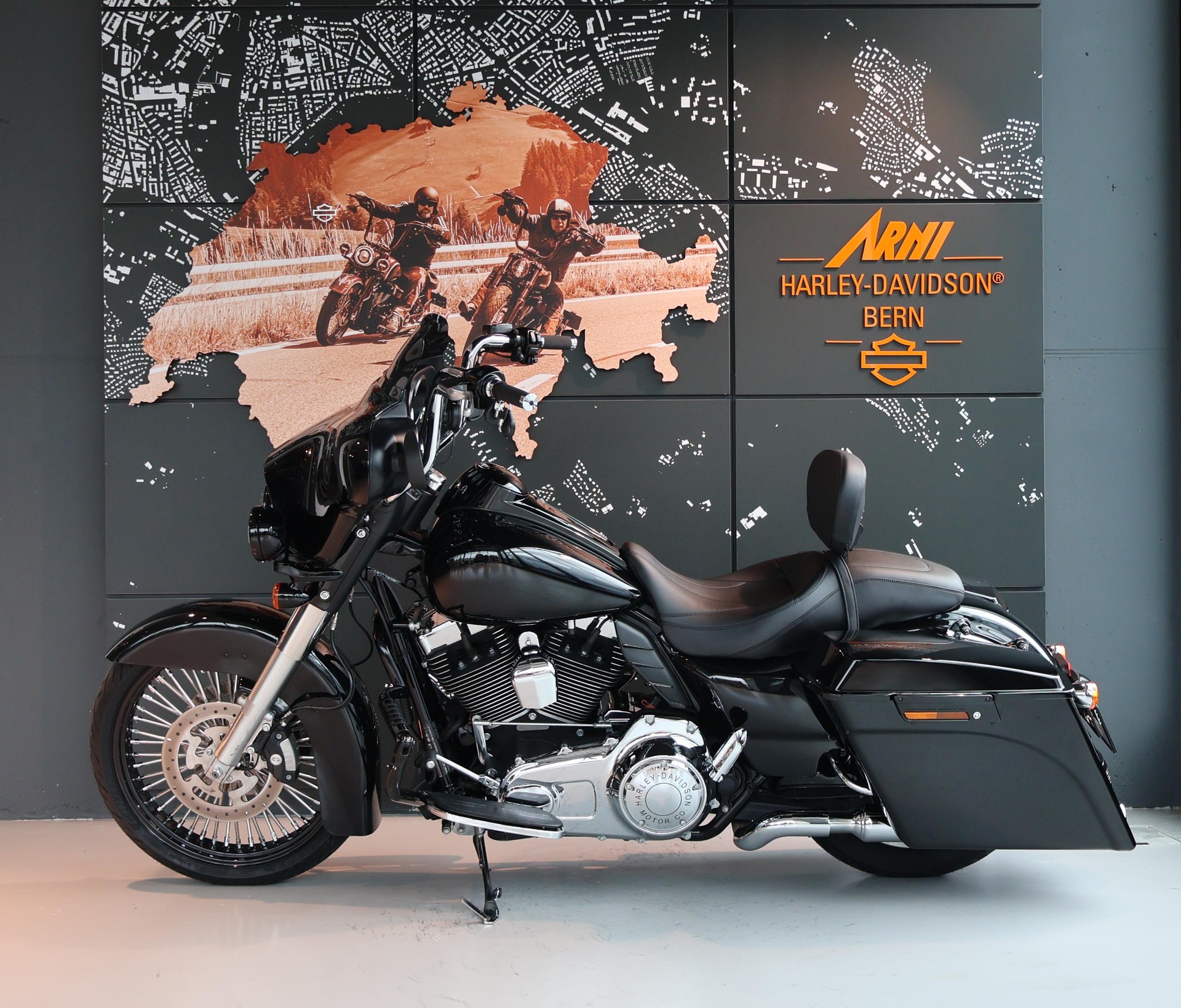 HARLEY-DAVIDSON FLHX Street Glide ABS-image-1