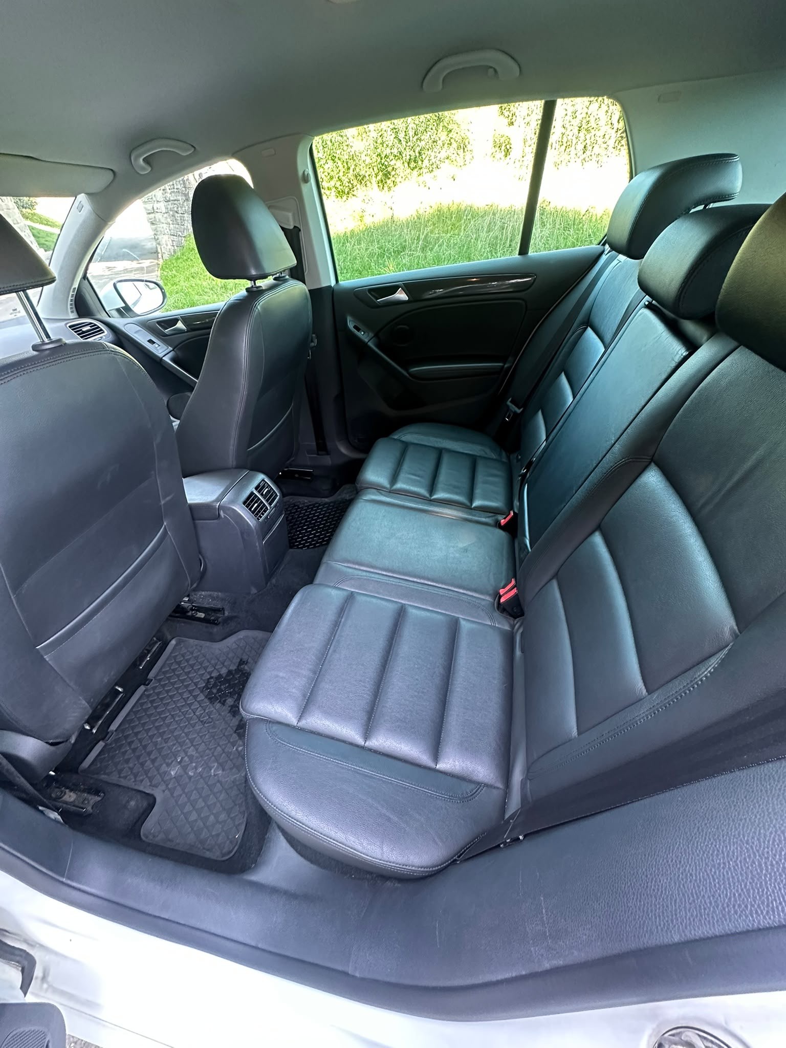 VW Golf 1.4 TSI Highline DSG-image-12