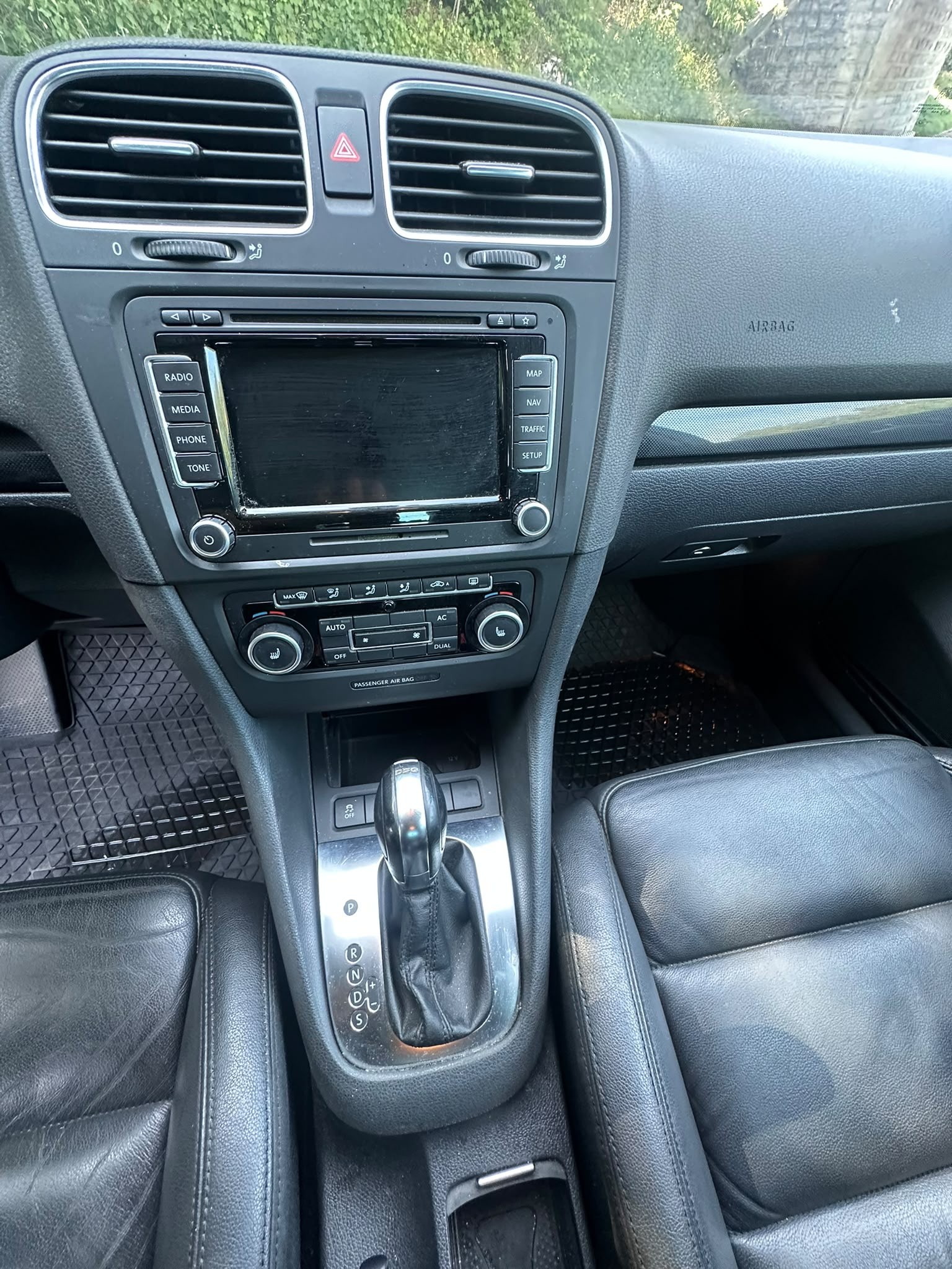 VW Golf 1.4 TSI Highline DSG-image-9