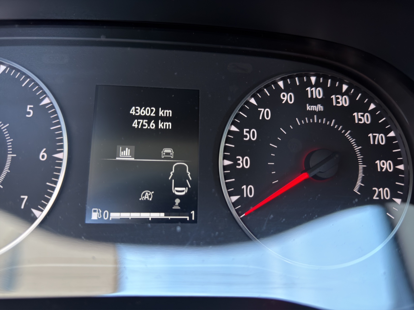 DACIA Jogger TCe 110 Comfort-image-10
