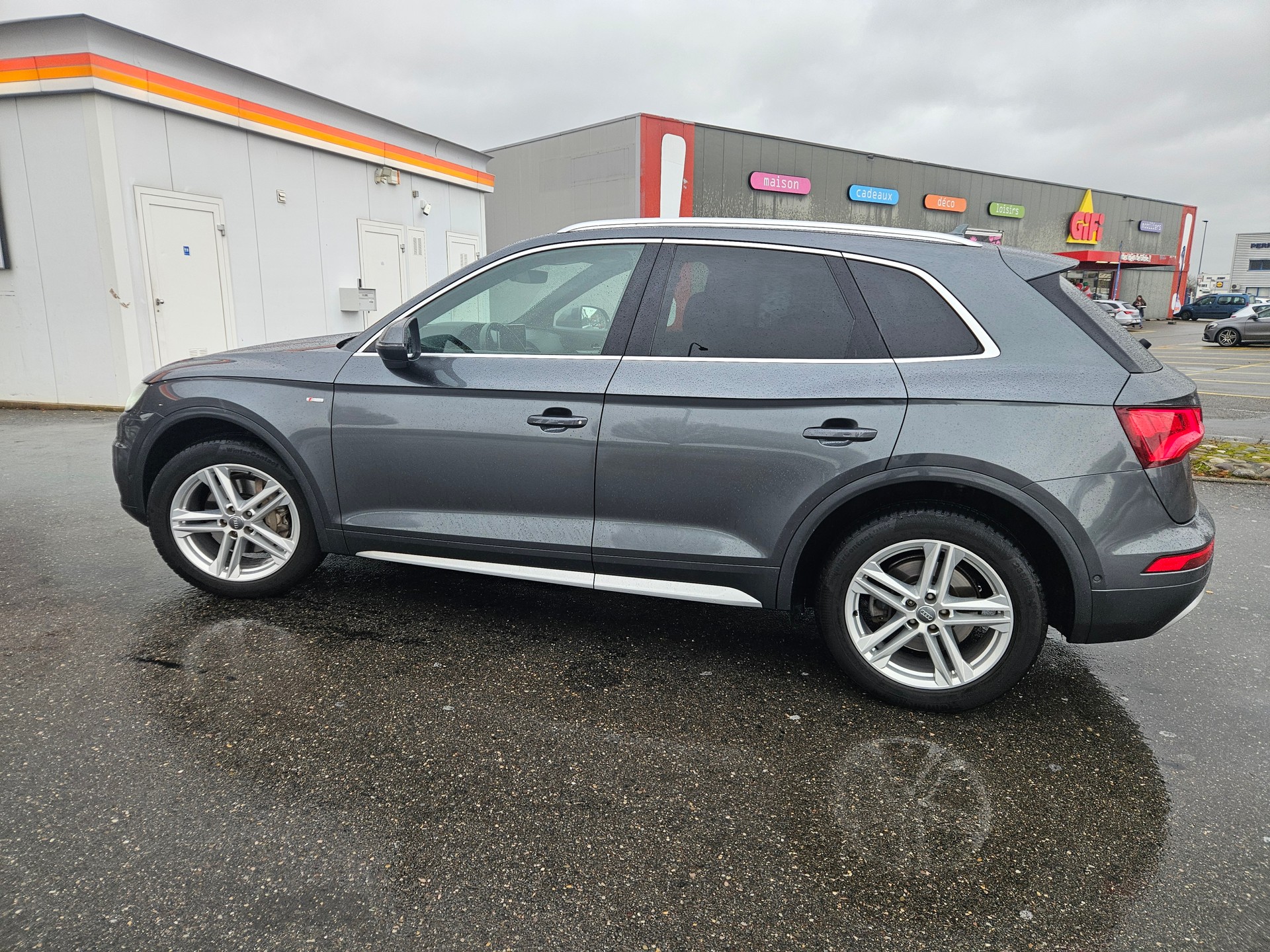 AUDI 2.0 45 TFSI quattro S-Tronic-image-4