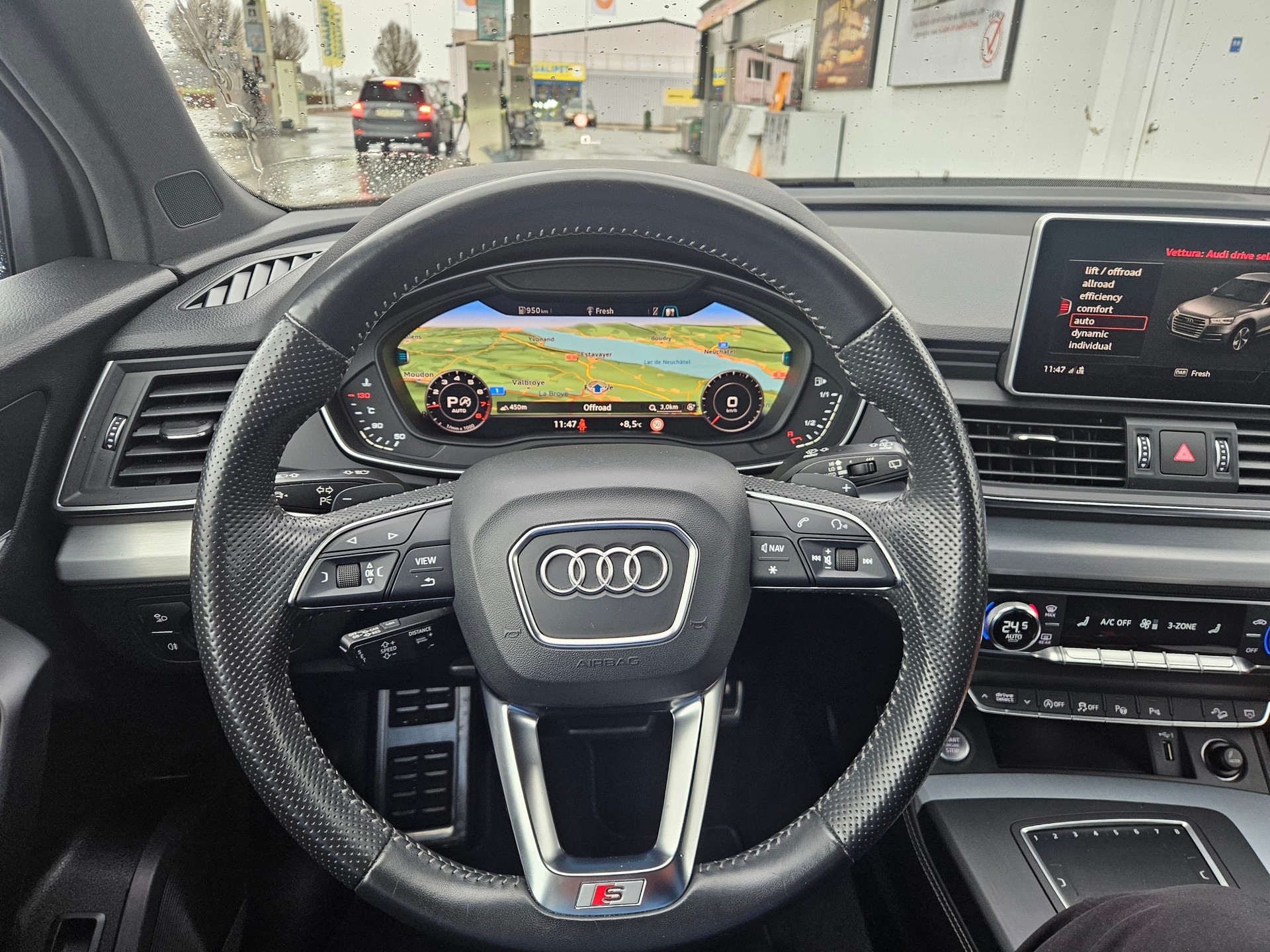 AUDI 2.0 45 TFSI quattro S-Tronic-image-3
