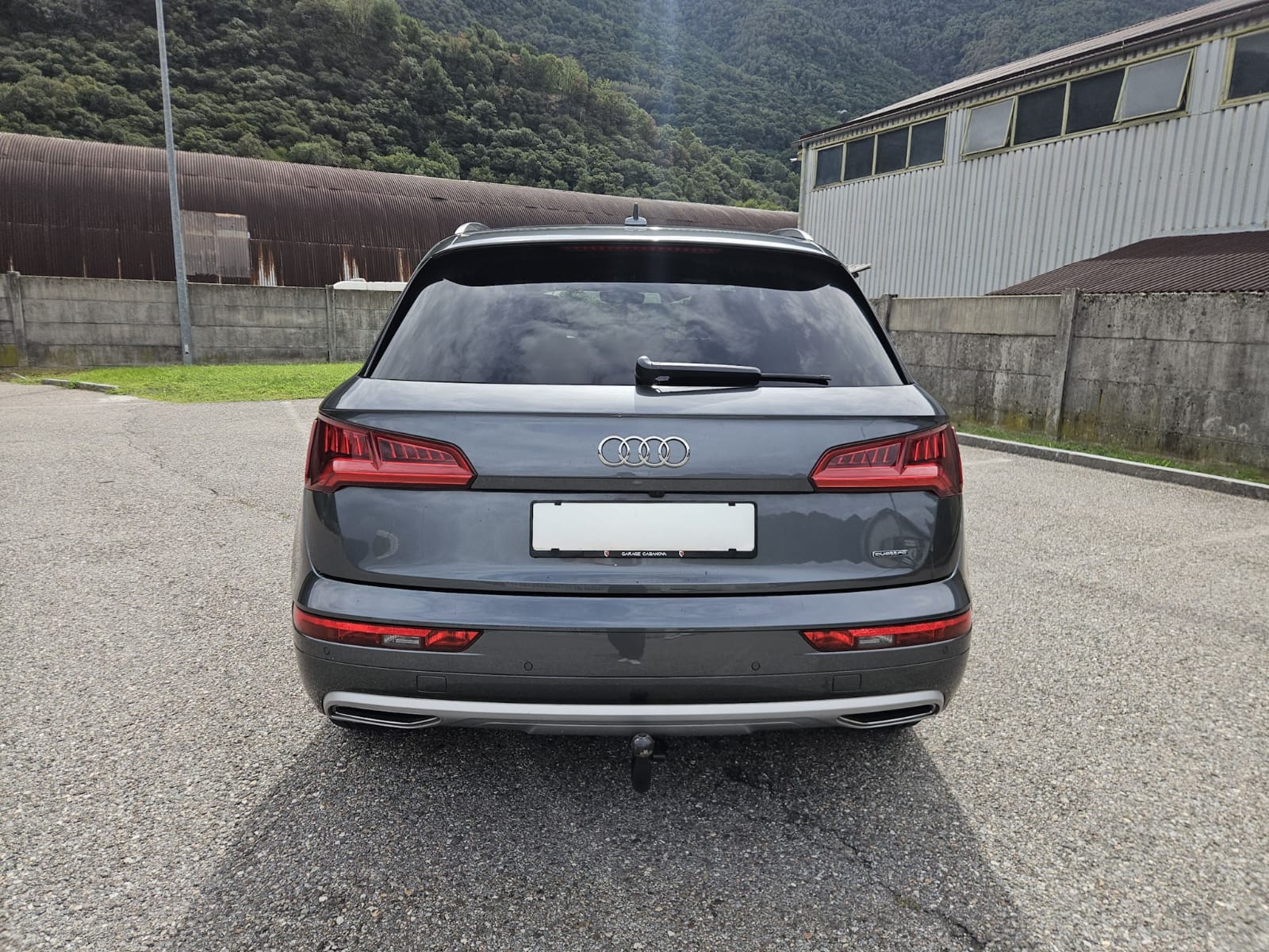AUDI 2.0 45 TFSI quattro S-Tronic-image-1