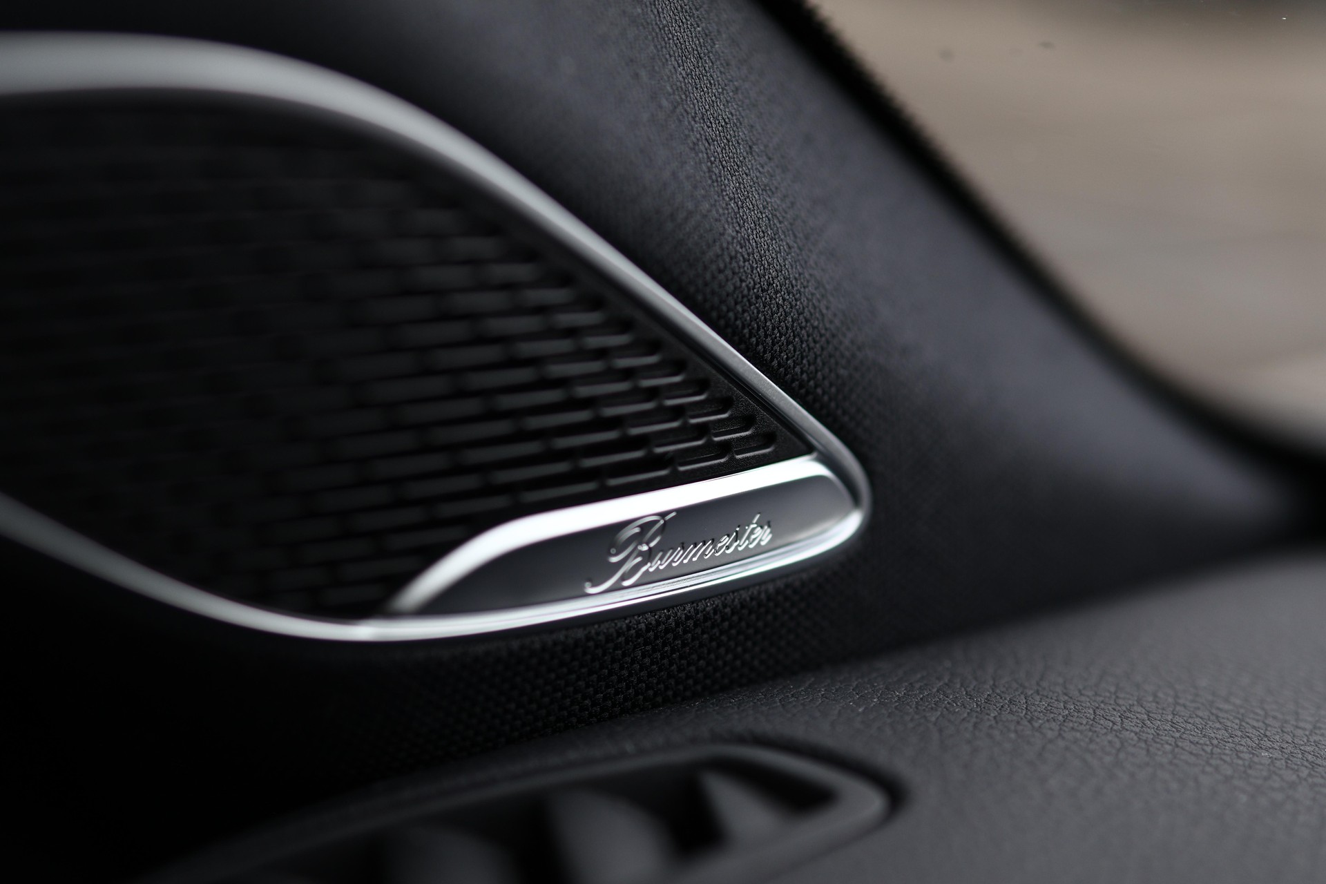 MERCEDES-BENZ CLA 35 AMG 4matic Shooting Brake * PACK PREMIUM PLUS * PANORAMA * HEAD-UP DISPLAY *-image-24