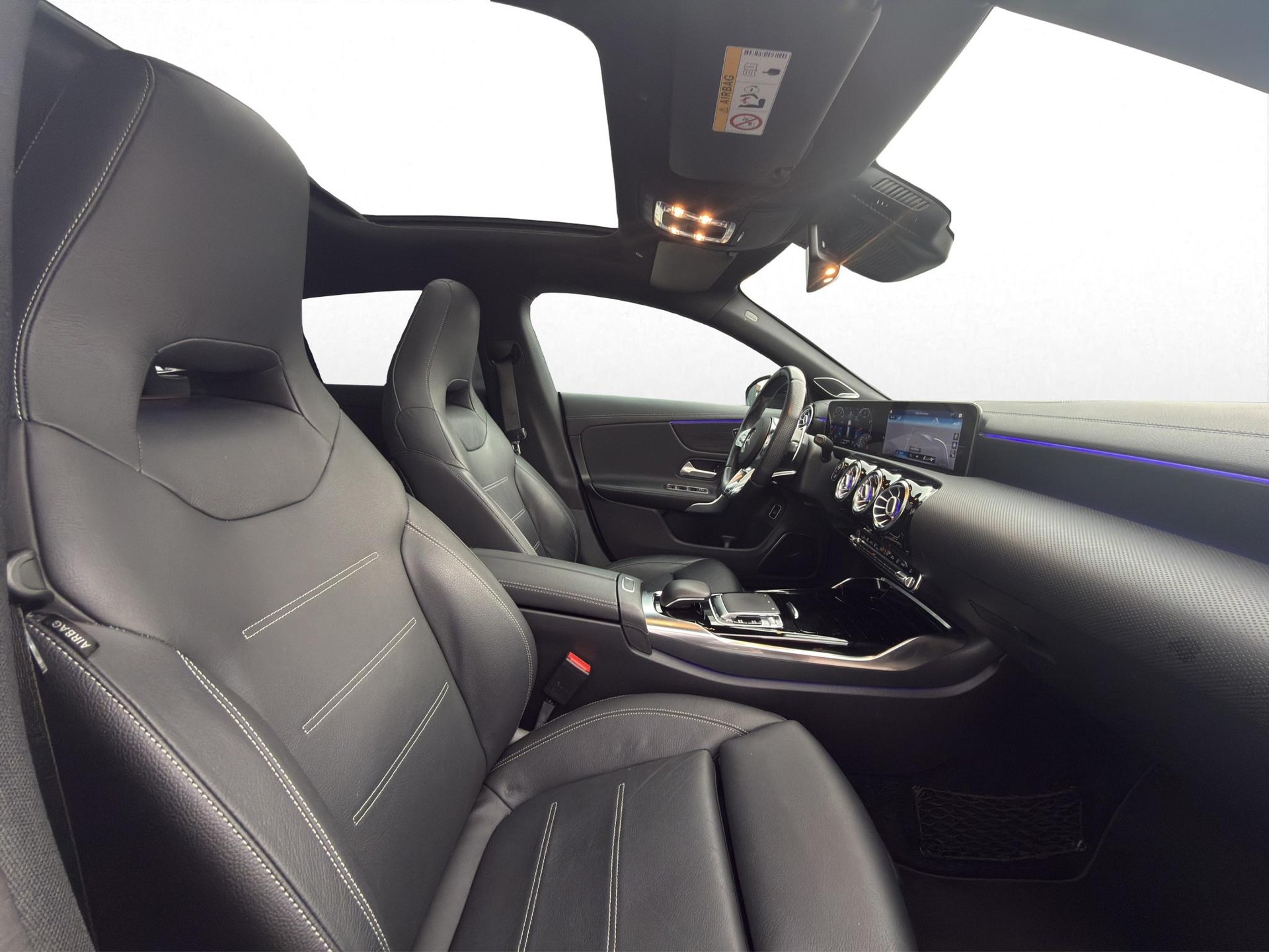 MERCEDES-BENZ CLA 35 AMG 4matic Shooting Brake * PACK PREMIUM PLUS * PANORAMA * HEAD-UP DISPLAY *-image-14