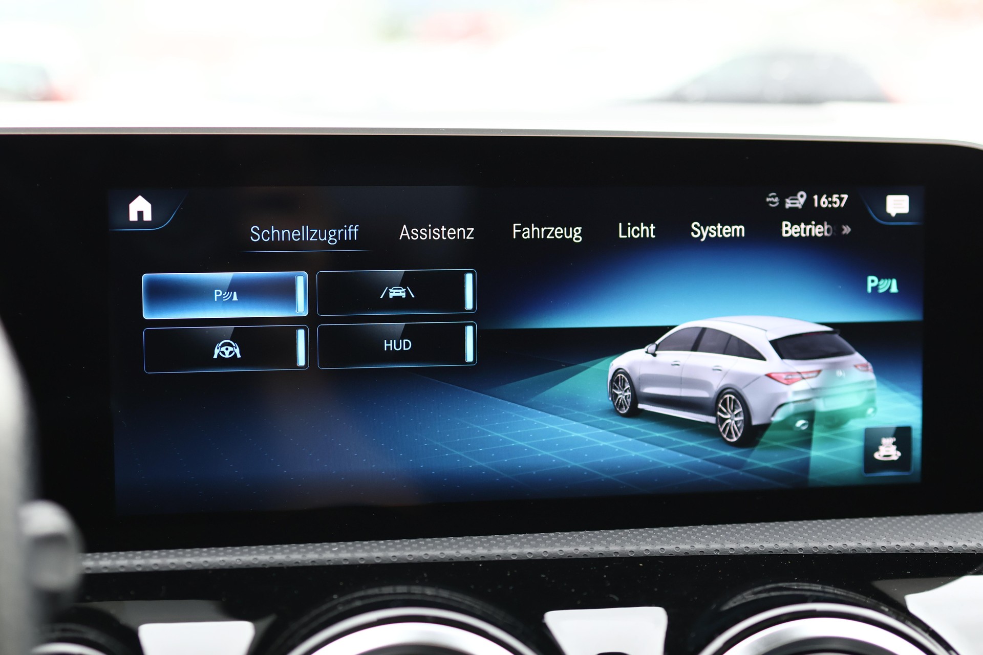 MERCEDES-BENZ CLA 35 AMG 4matic Shooting Brake * PACK PREMIUM PLUS * PANORAMA * HEAD-UP DISPLAY *-image-27