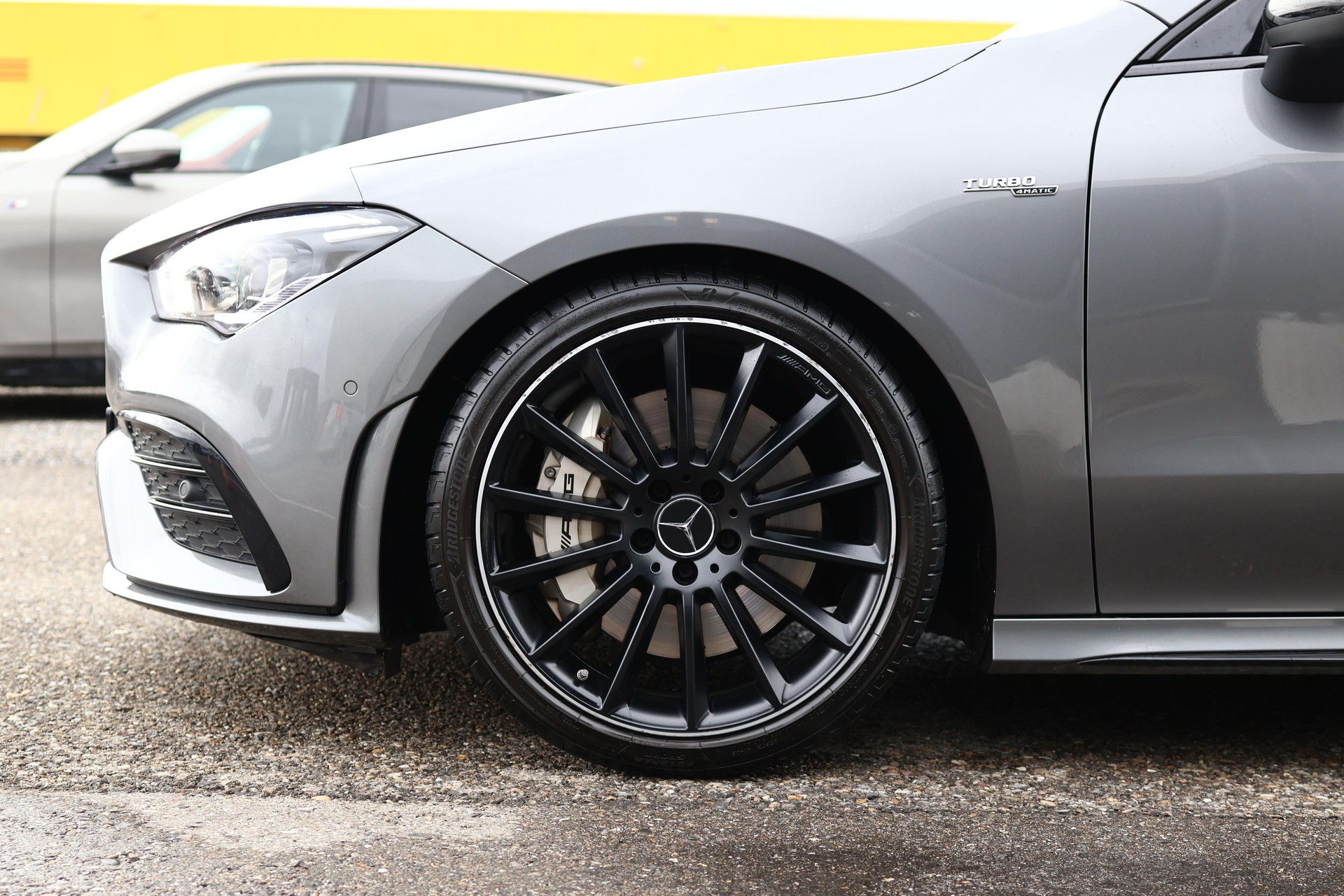 MERCEDES-BENZ CLA 35 AMG 4matic Shooting Brake * PACK PREMIUM PLUS * PANORAMA * HEAD-UP DISPLAY *-image-11
