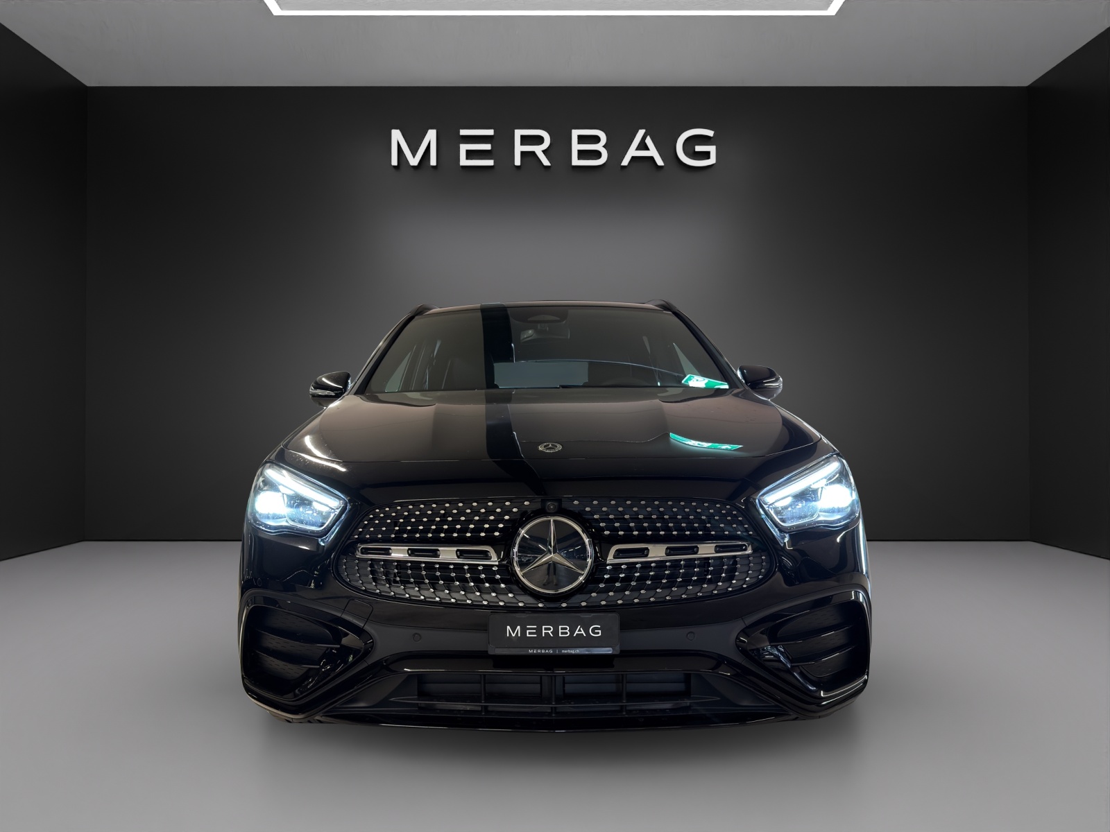 MERCEDES-BENZ GLA 220 d 4MATIC Swiss Star-image-1