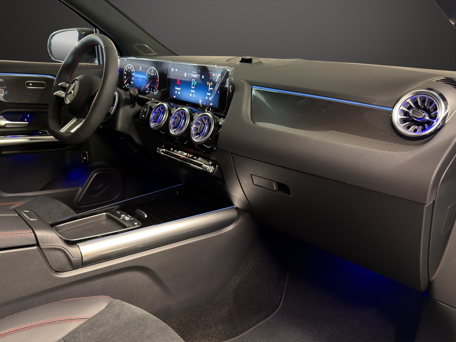 MERCEDES-BENZ GLA 220 d 4MATIC Swiss Star-image-7