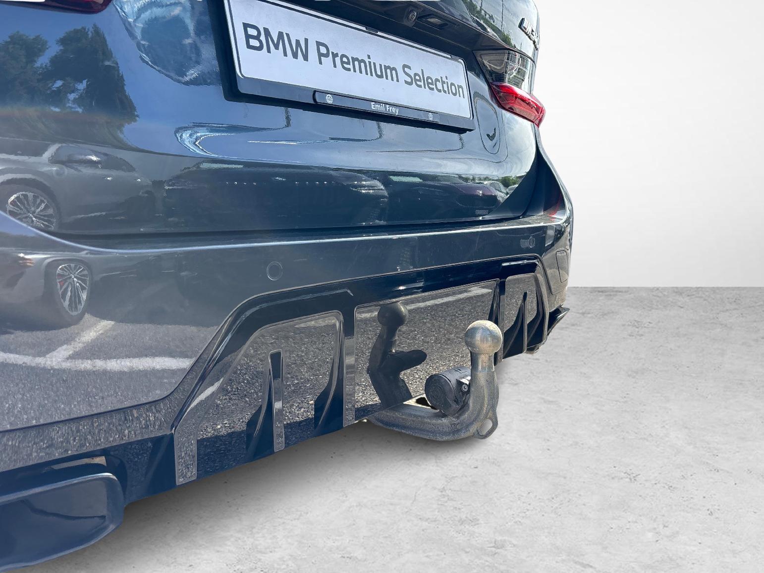 BMW M340i xDrive Touring M-Sport Pro 48V-image-18
