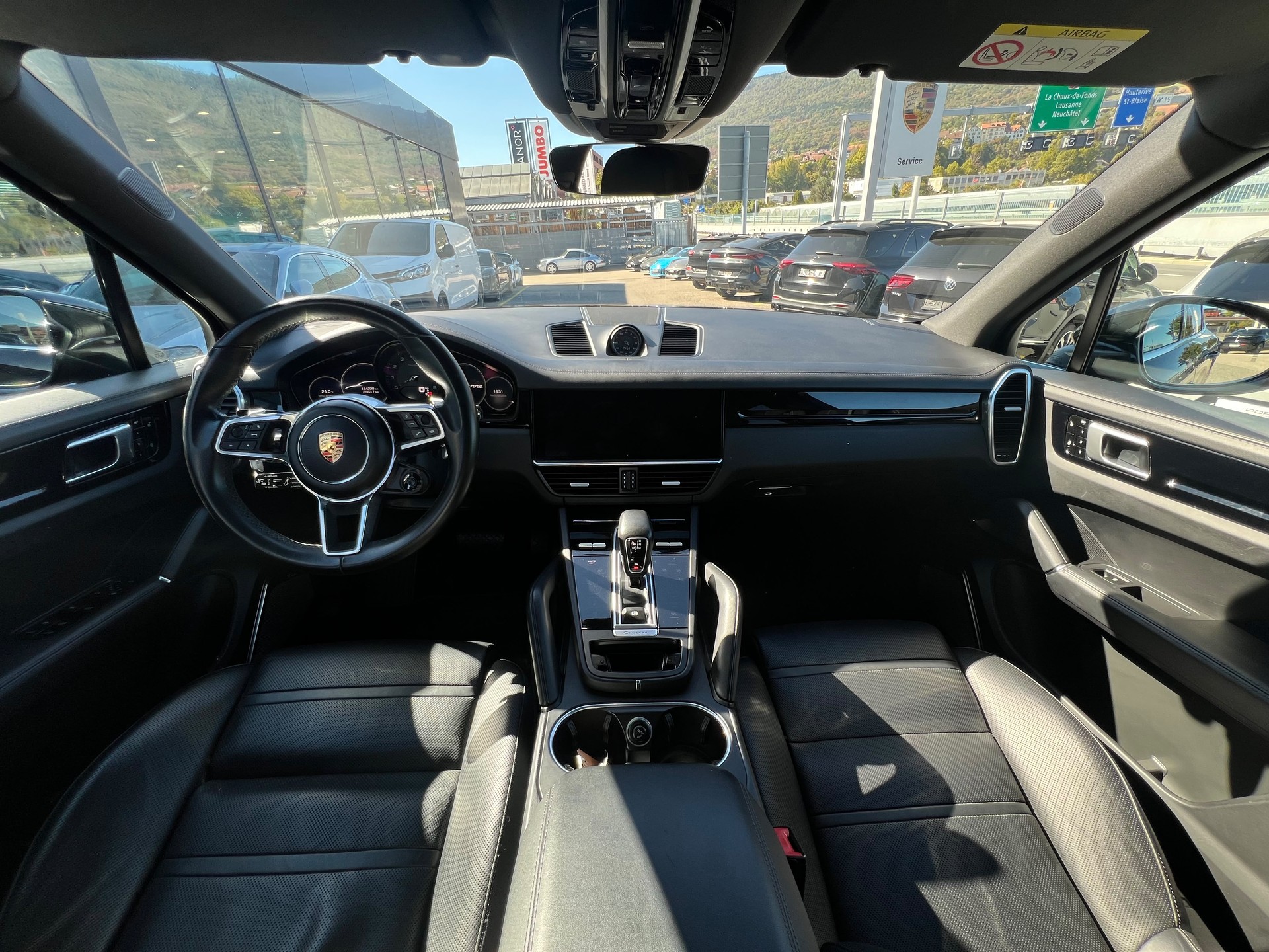 PORSCHE Cayenne-image-6