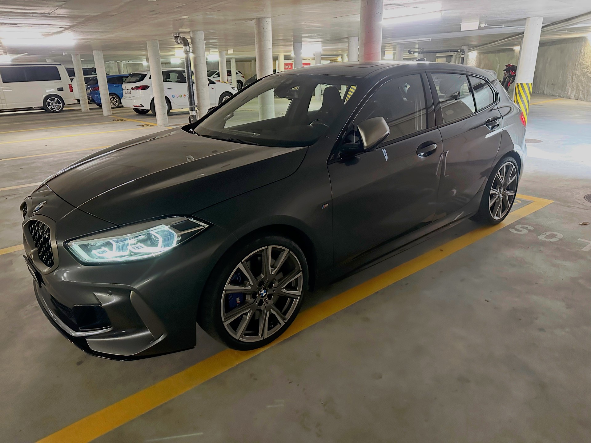 BMW M135i xDrive-image-1