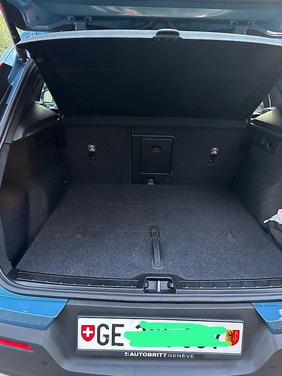 VOLVO XC40 T2 Core Geartronic-image-4