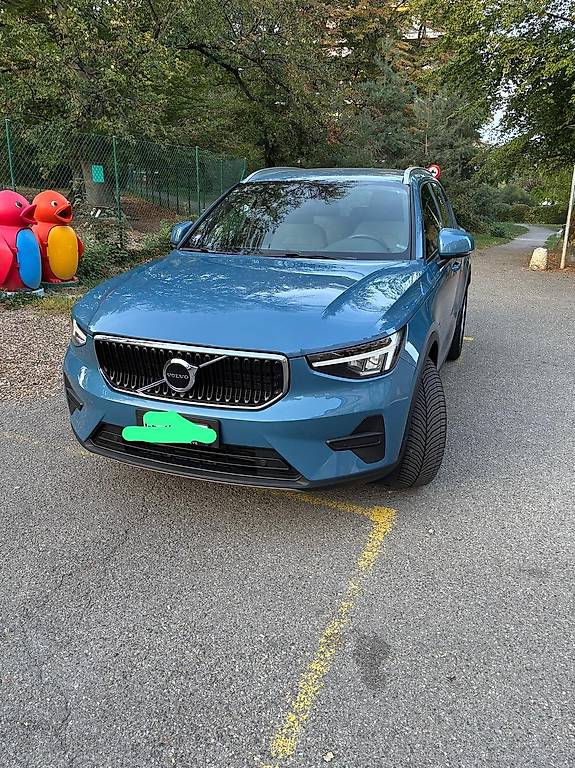 VOLVO XC40 T2 Core Geartronic-image-0