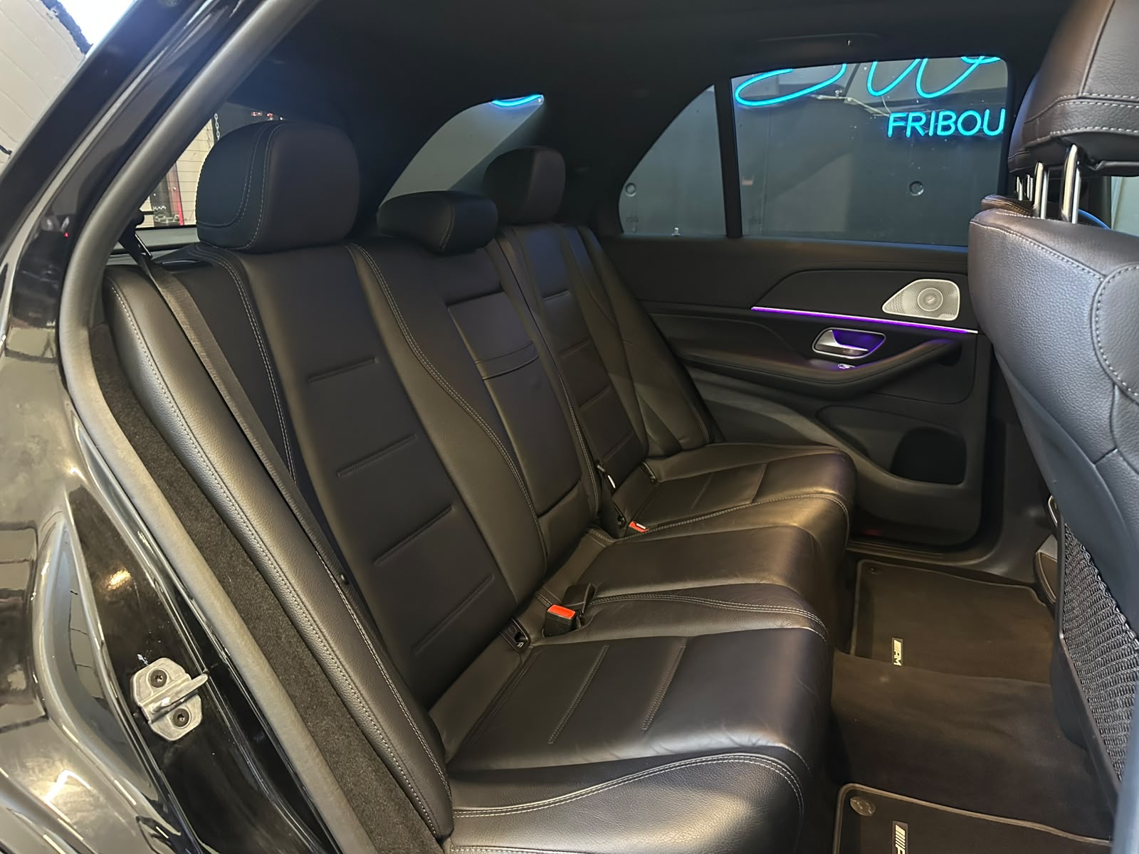 MERCEDES-BENZ GLE 350 e 4Matic AMG Line 9G-Tronic-image-13