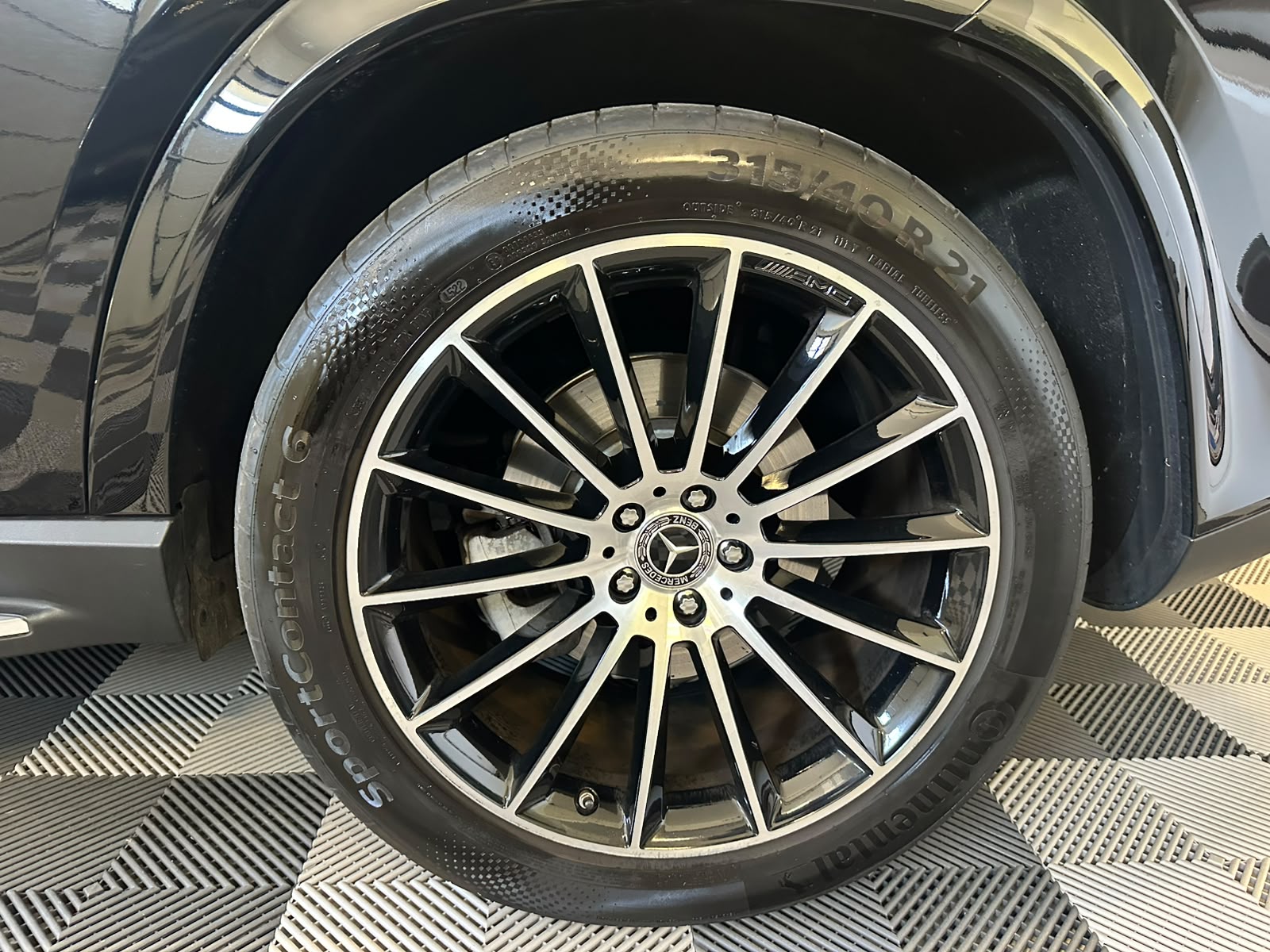 MERCEDES-BENZ GLE 350 e 4Matic AMG Line 9G-Tronic-image-30