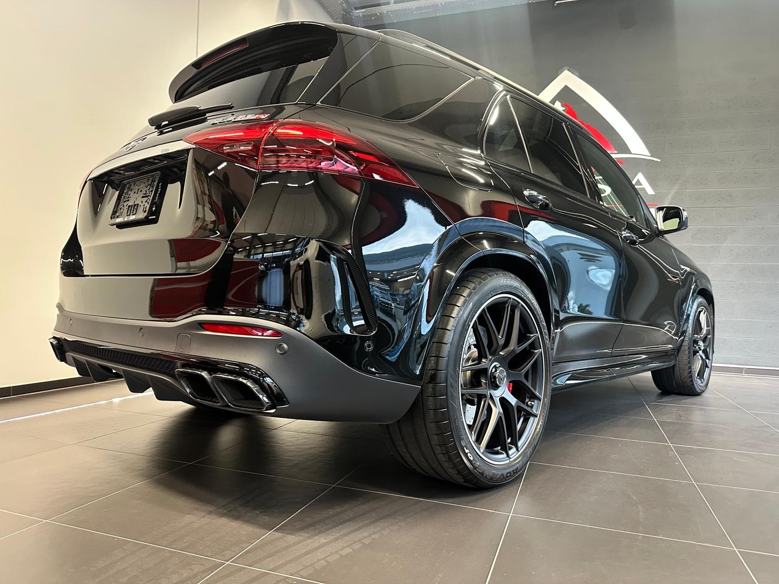 MERCEDES-BENZ GLE 63 S AMG 4Matic+ 9G-Speedshift-image-6