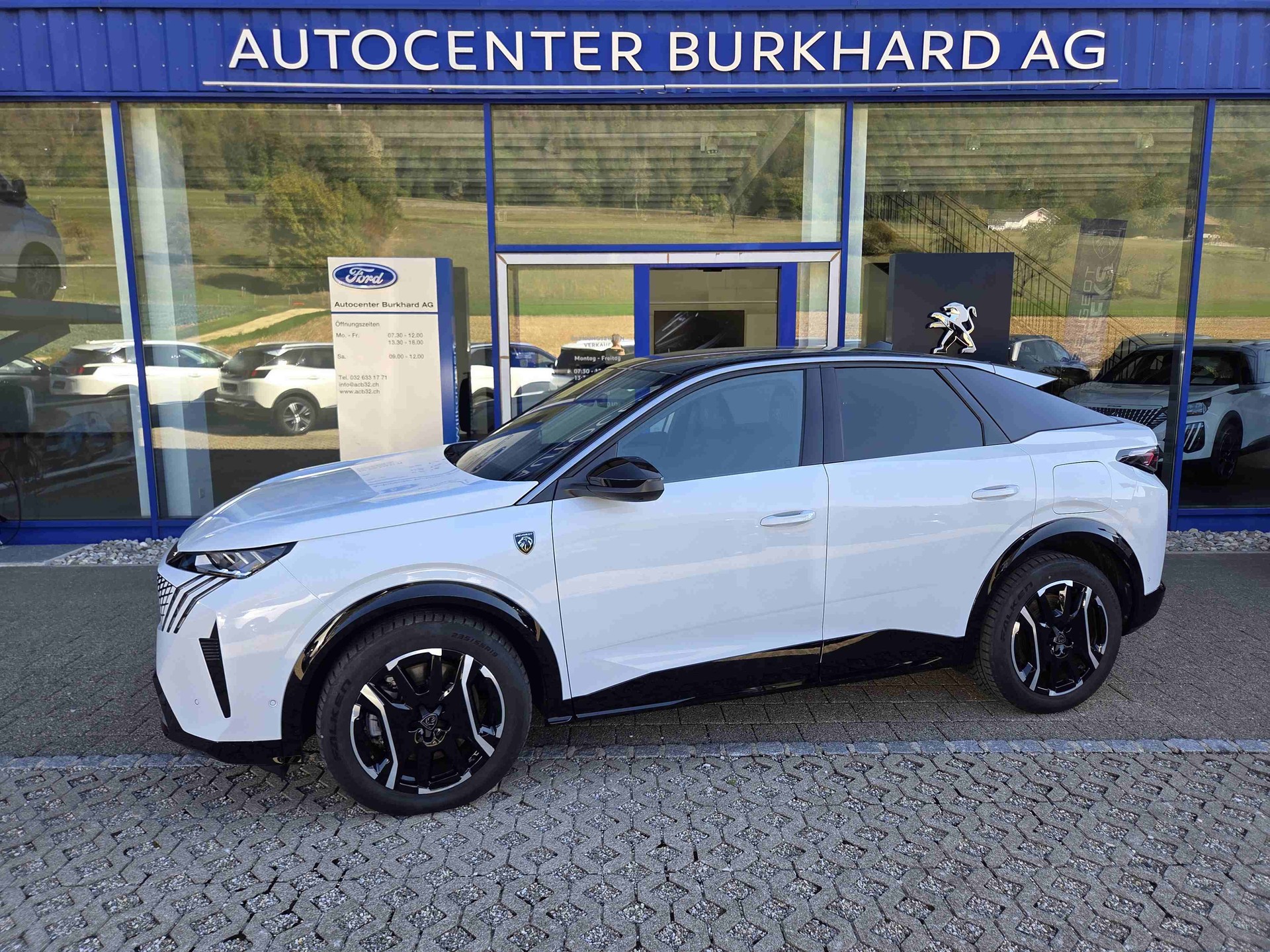 PEUGEOT 3008 e-GT-image-0