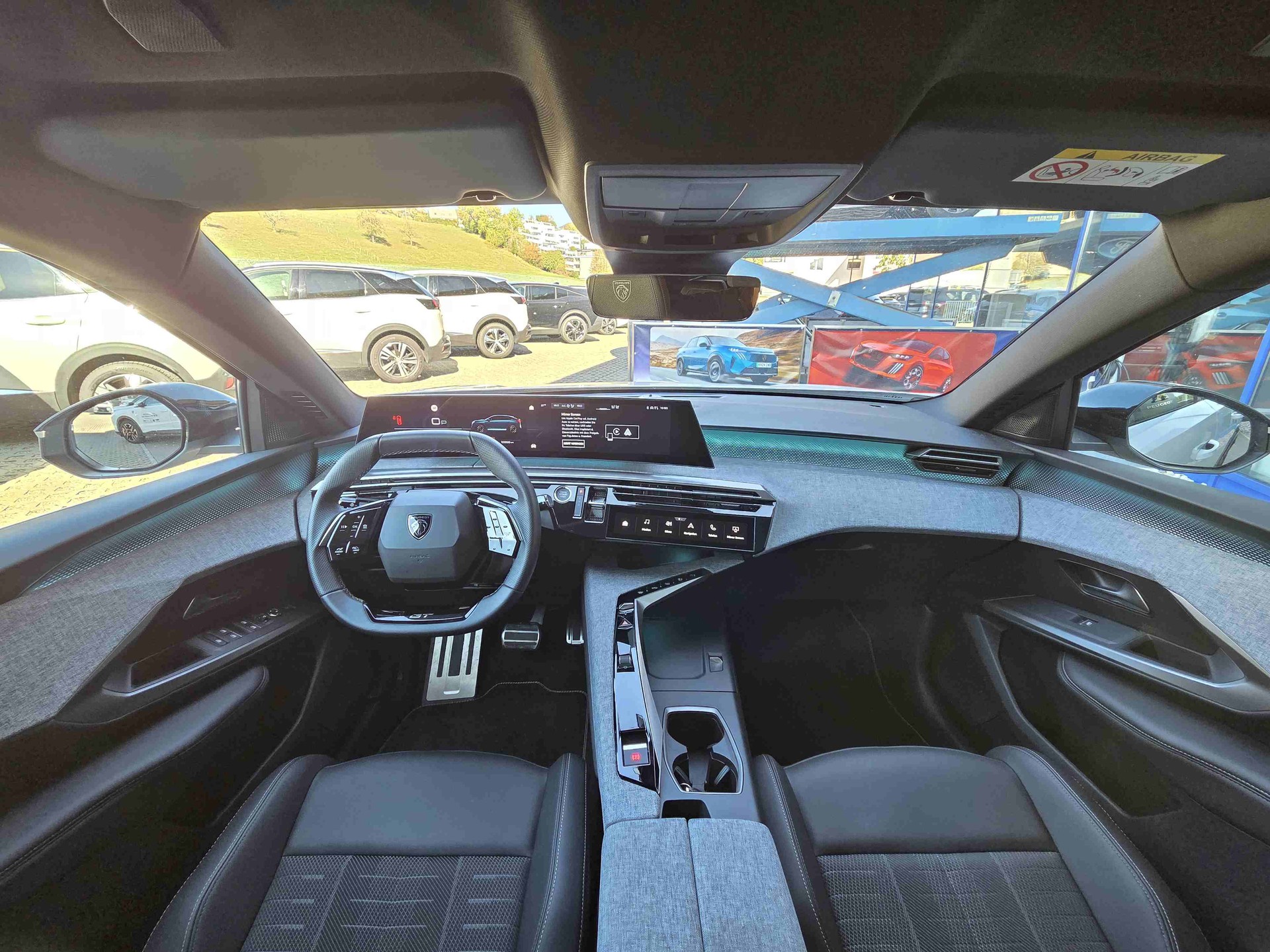 PEUGEOT 3008 e-GT-image-8