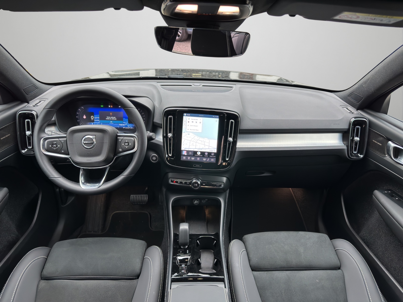 Image VOLVO XC40 XC40 2.0 B3 MH Plus Dark