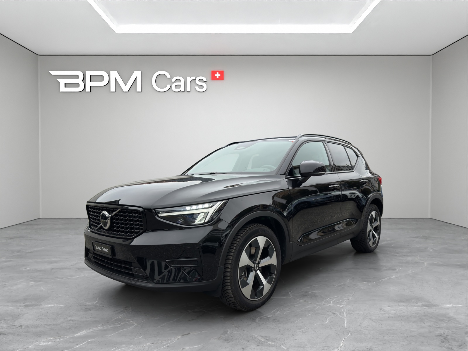 Photo VOLVO XC40 XC40 2.0 B3 MH Plus Dark
