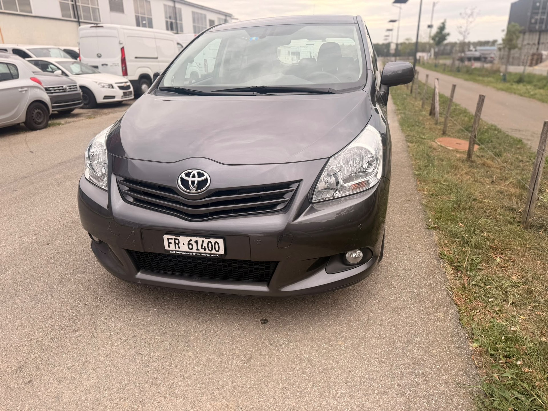 TOYOTA Verso 2.2 D-CAT Linea Automatic-image-1