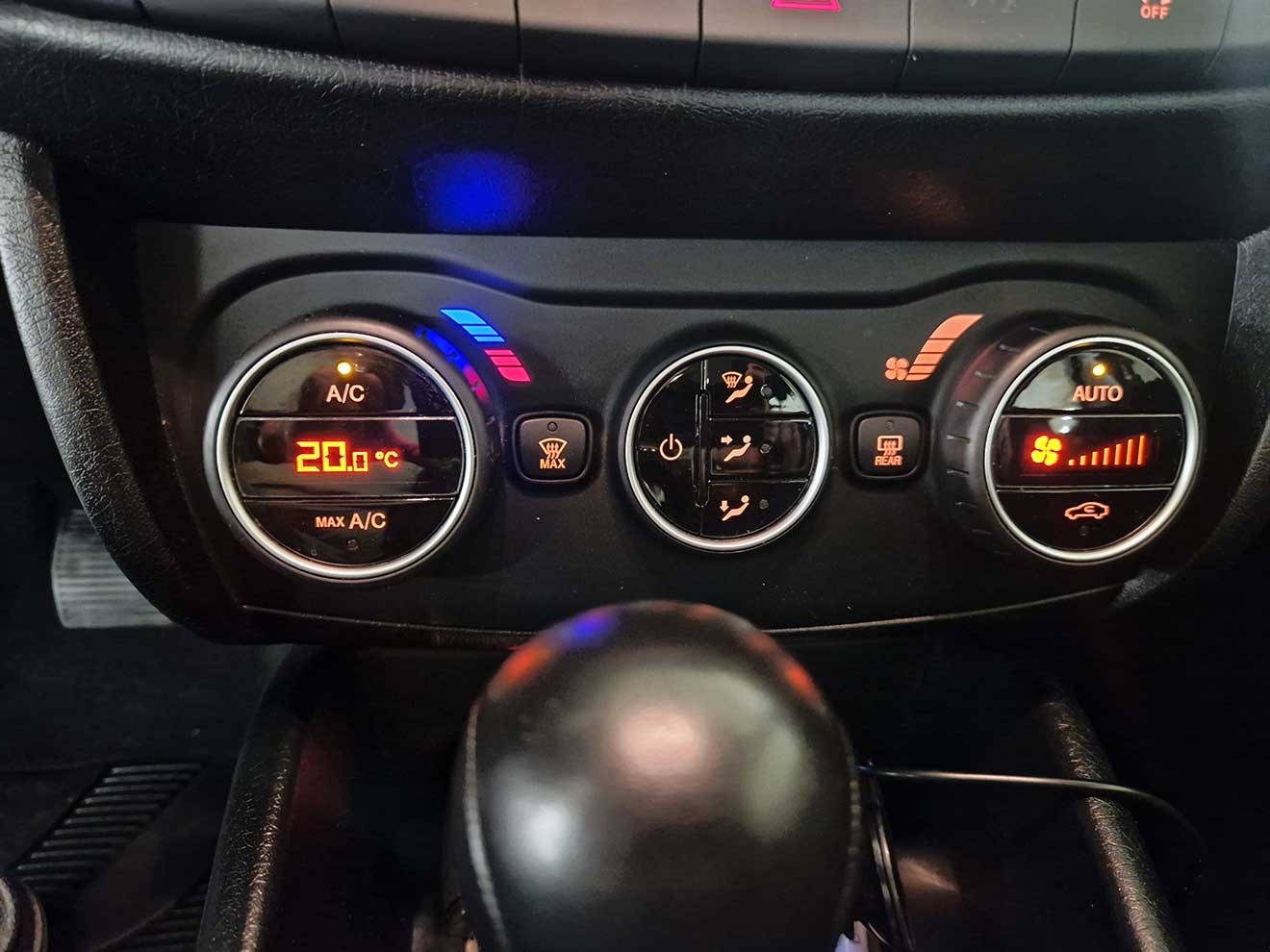 FIAT 1.6 JTD Lounge DCT-image-13