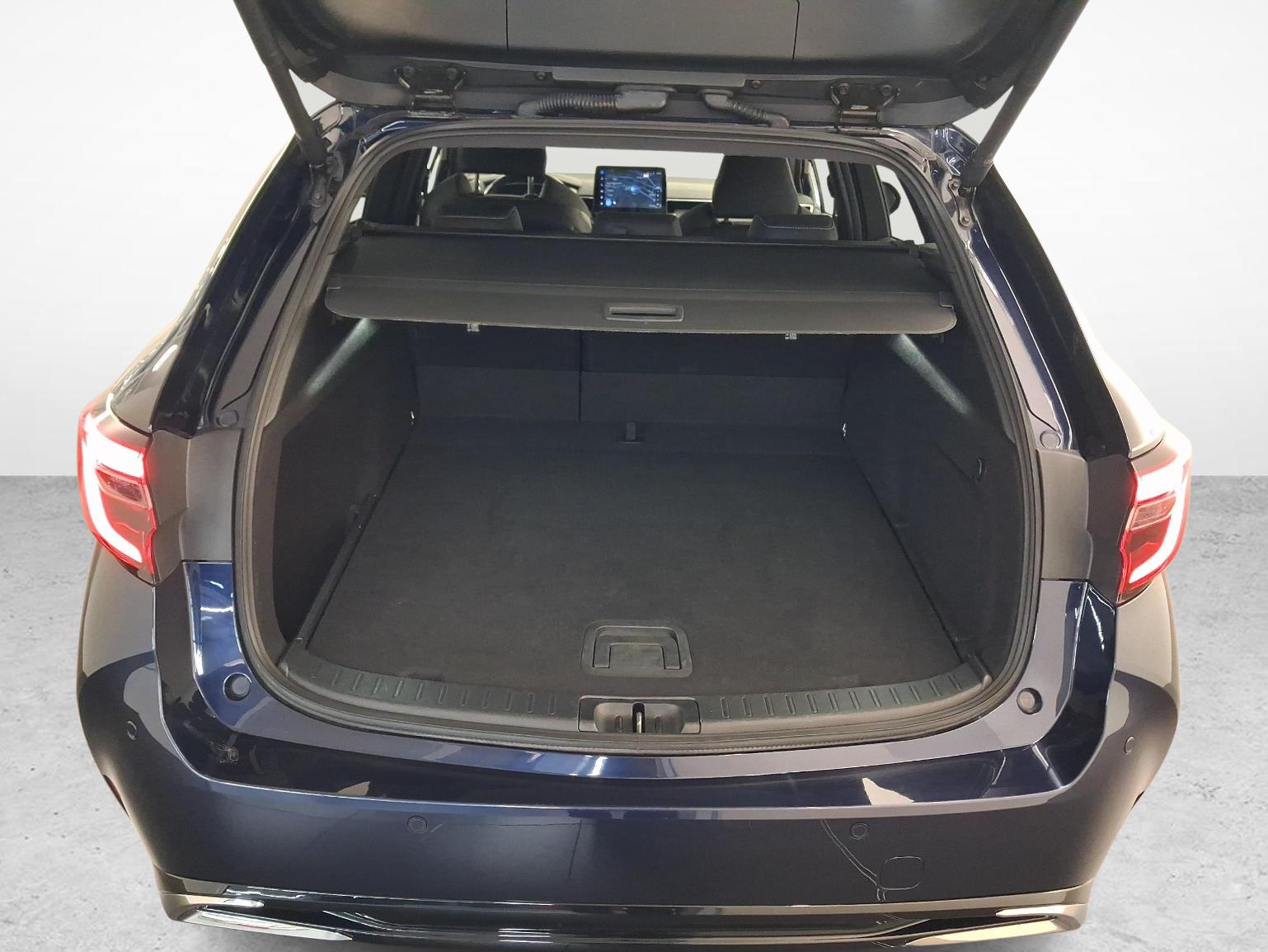 TOYOTA Corolla Touring Sports 2.0 HSD Trend-image-11