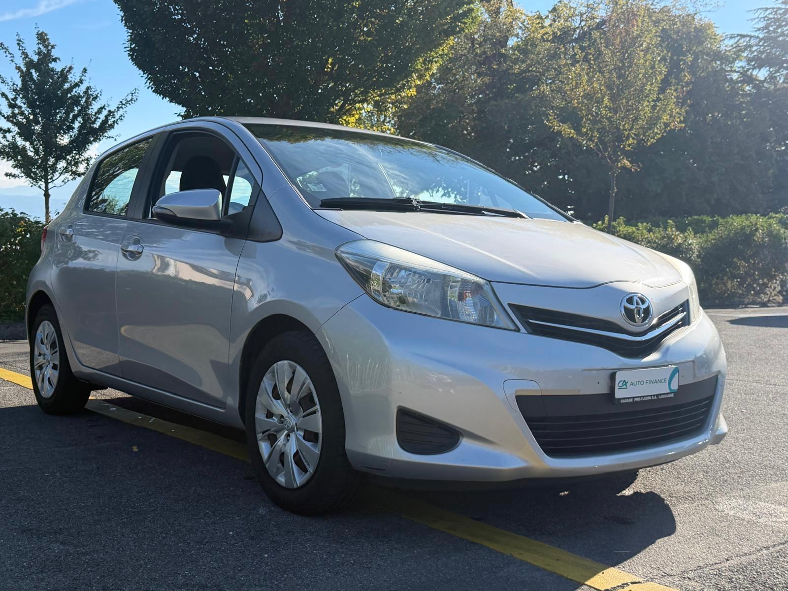 TOYOTA Yaris 1.33 Sol-image-7