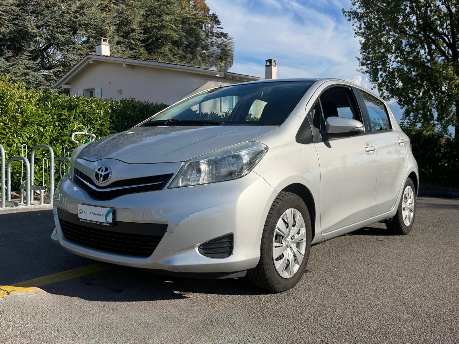 TOYOTA Yaris 1.33 Sol-image-0