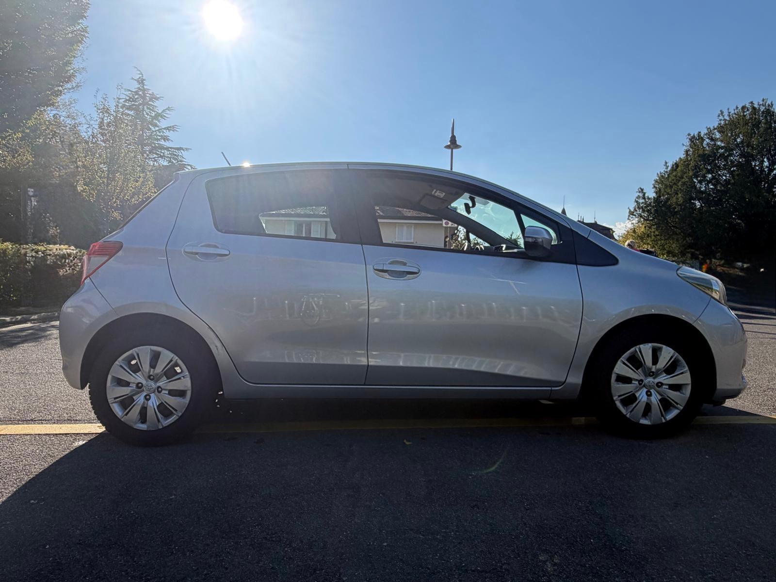 TOYOTA Yaris 1.33 Sol-image-6