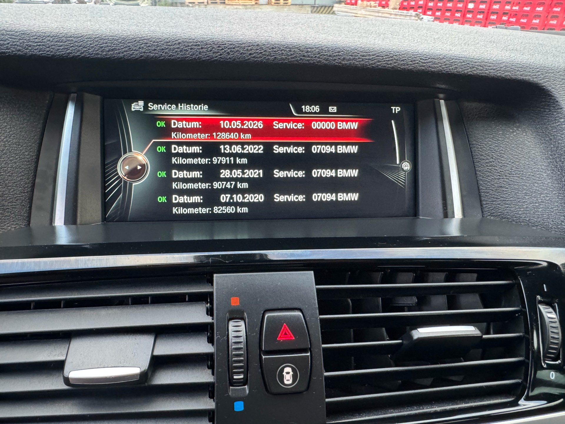 BMW X4 xDrive 30d M-Paket xLine Steptronic-image-26