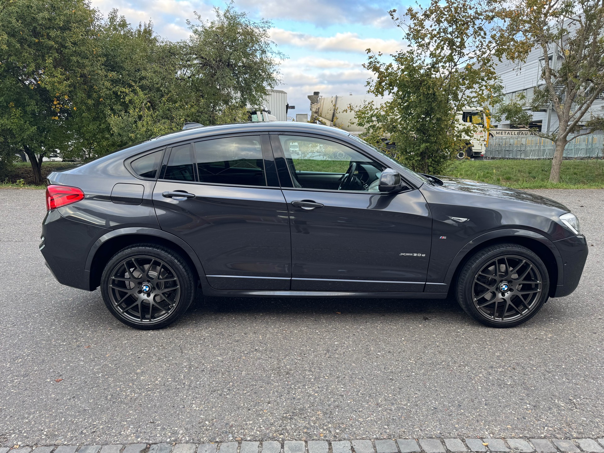 BMW X4 xDrive 30d M-Paket xLine Steptronic-image-9