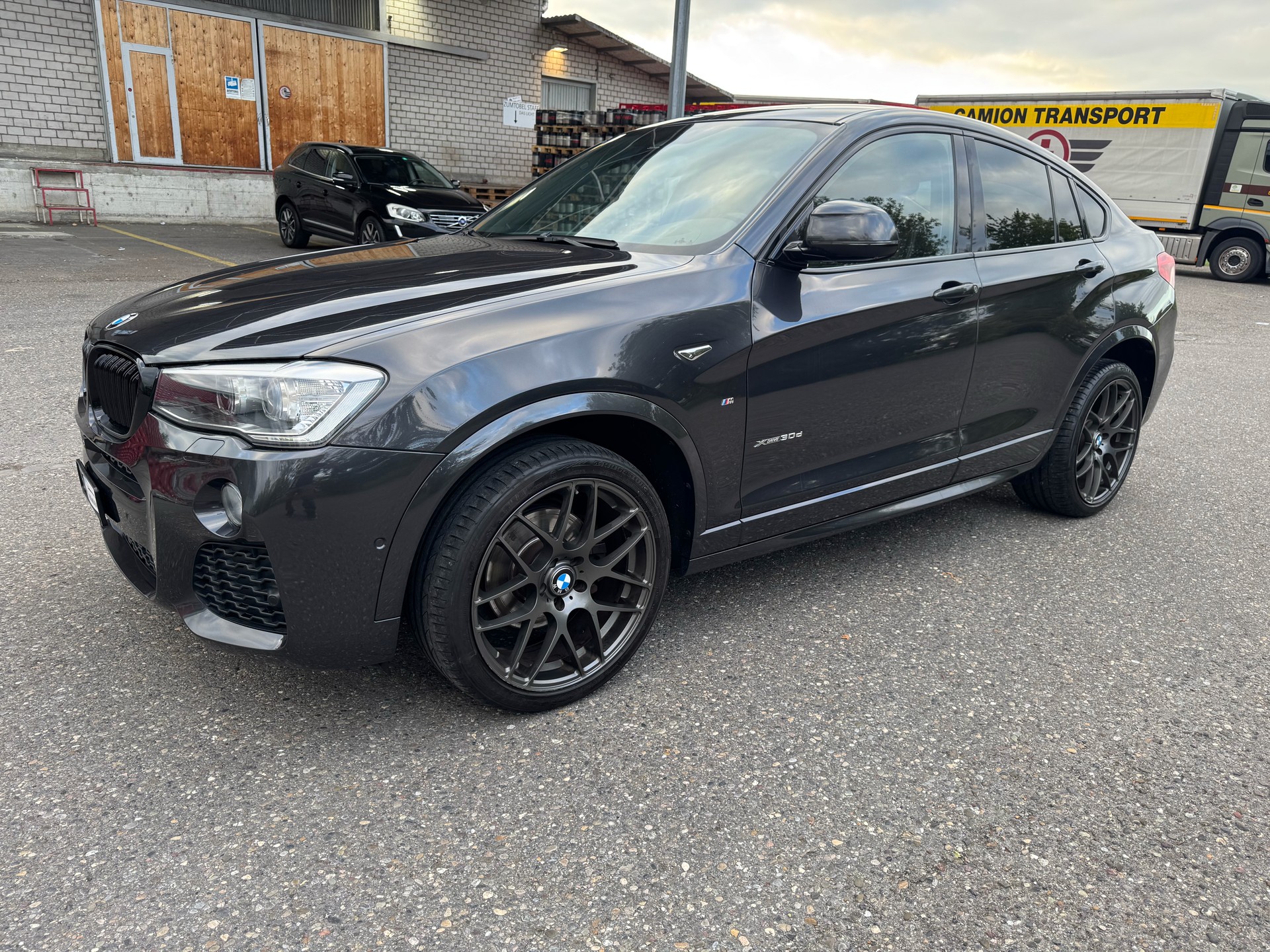 BMW X4 xDrive 30d M-Paket xLine Steptronic-image-2