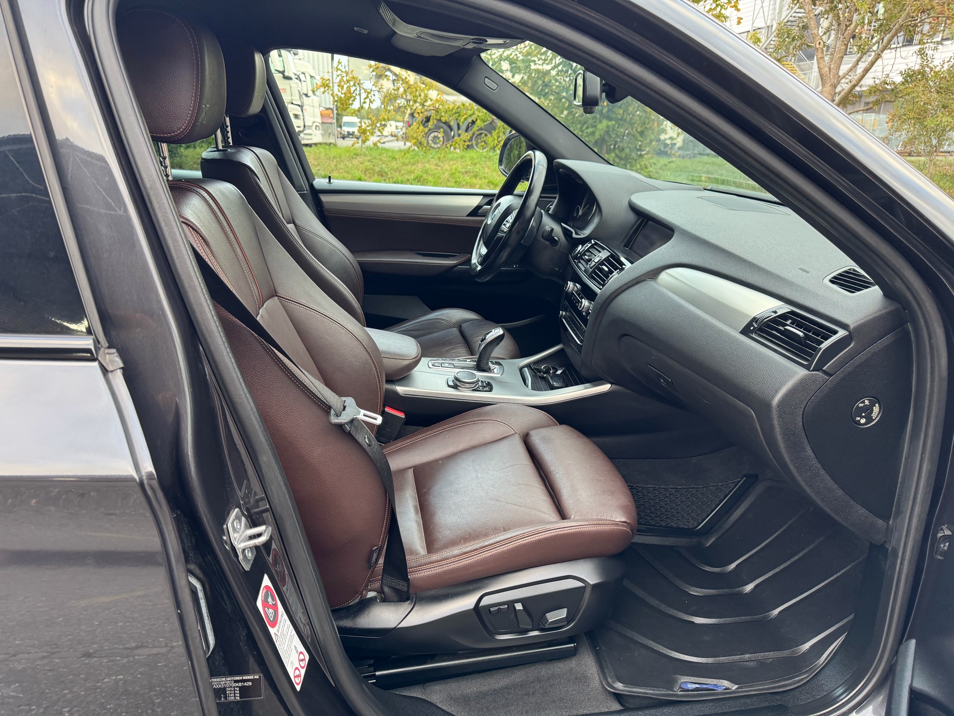 BMW X4 xDrive 30d M-Paket xLine Steptronic-image-10