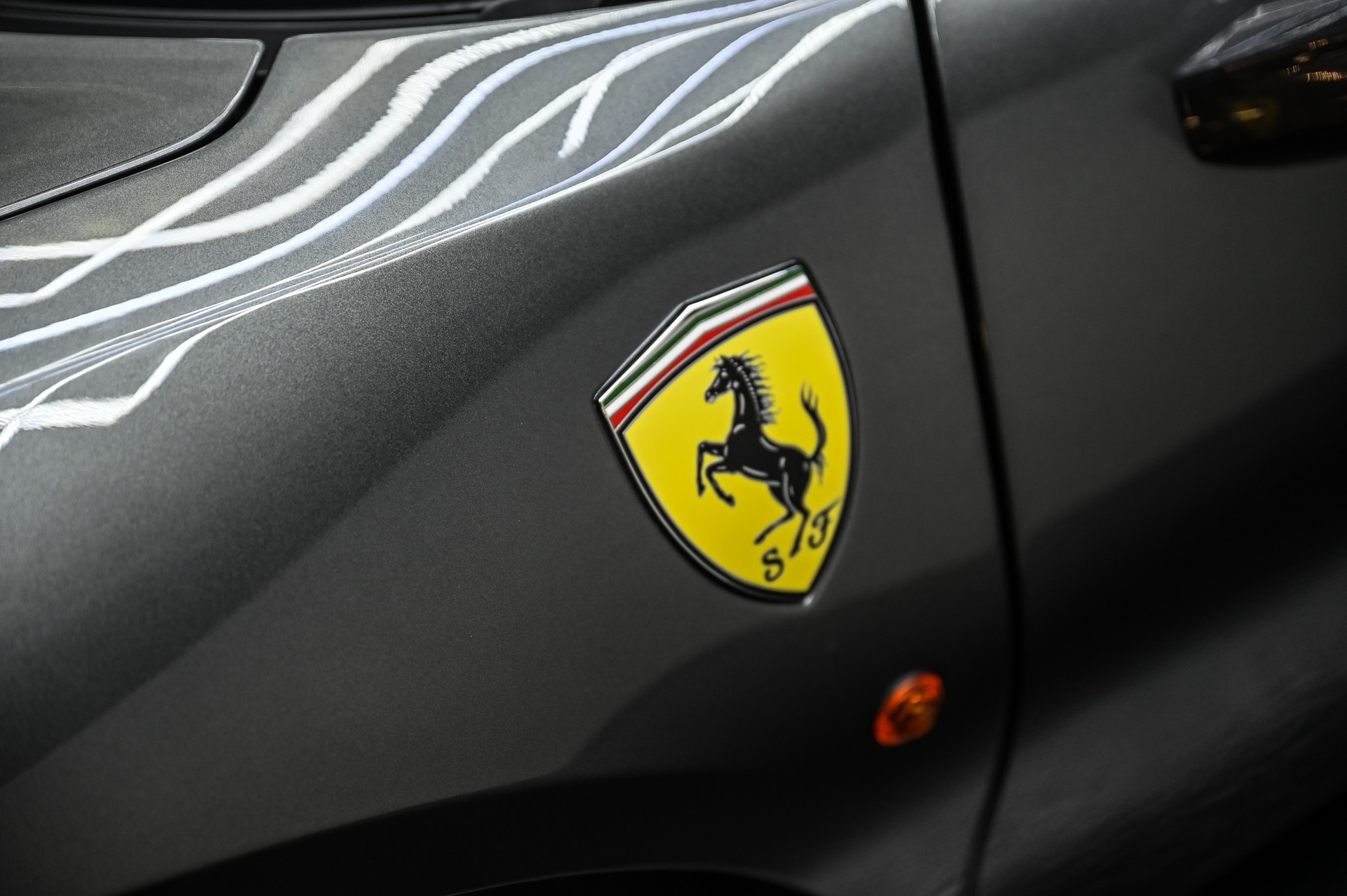 FERRARI 488 GTB 3.9 V8-image-15