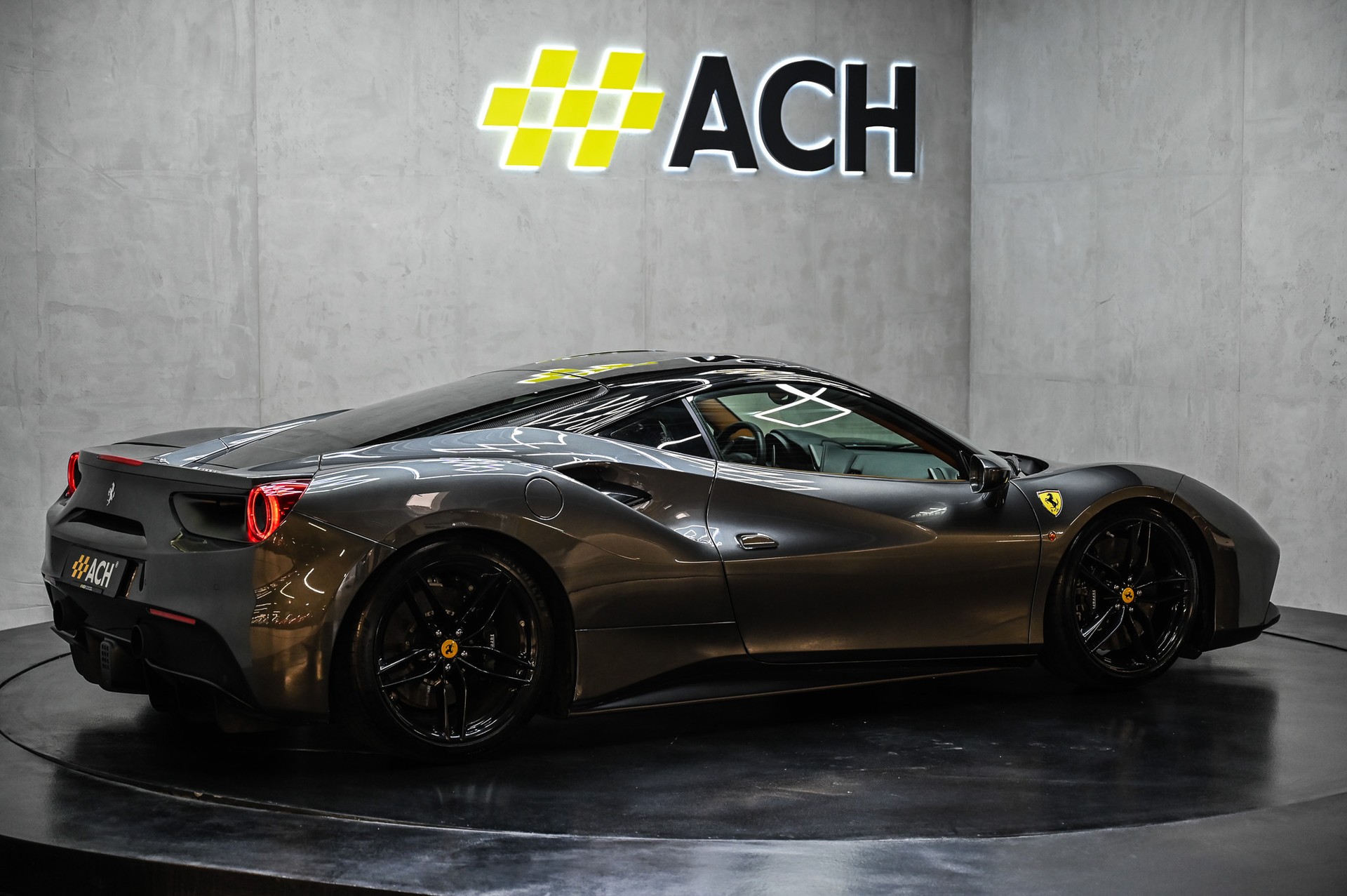 FERRARI 488 GTB 3.9 V8-image-9