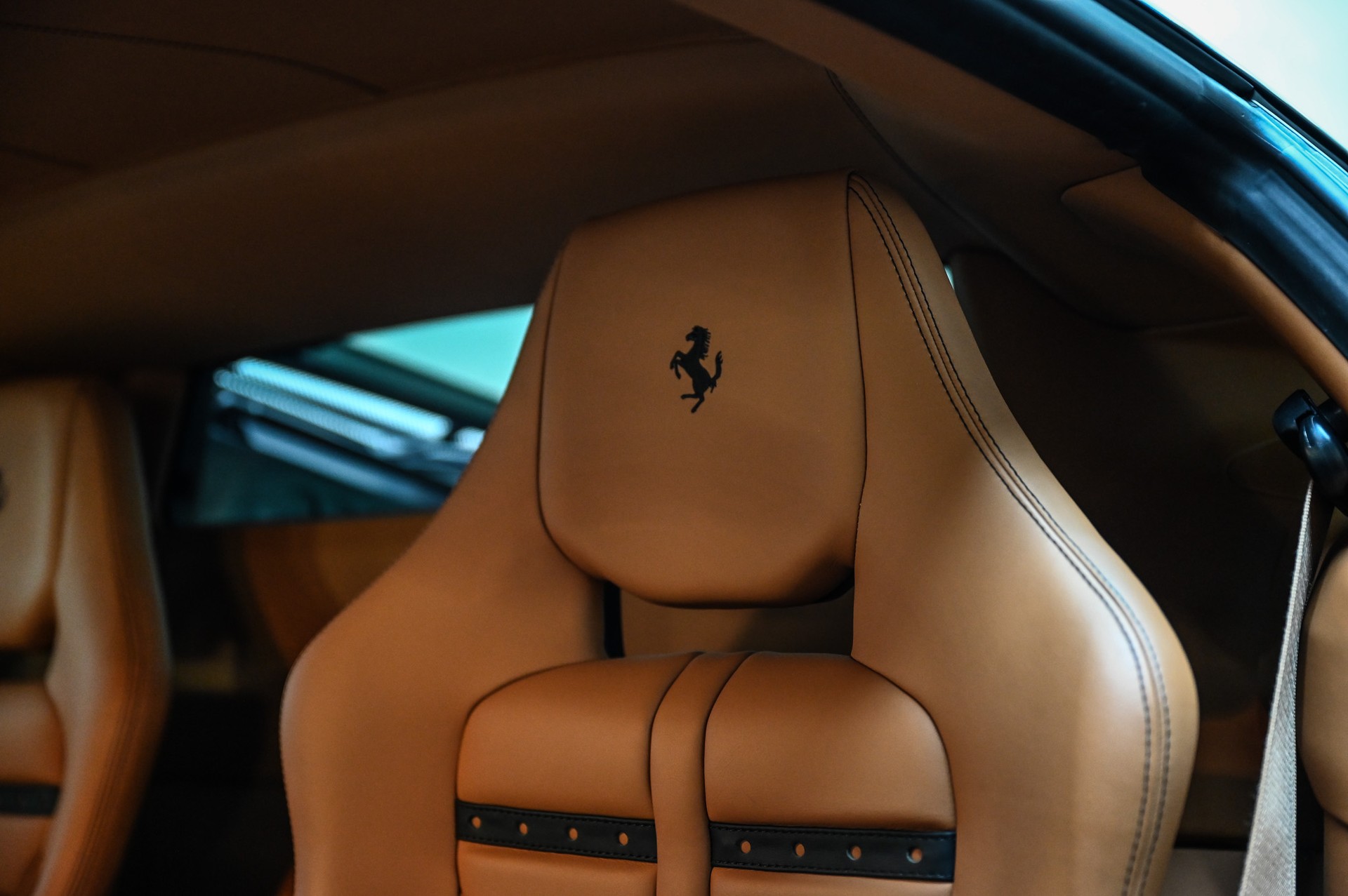 FERRARI 488 GTB 3.9 V8-image-28