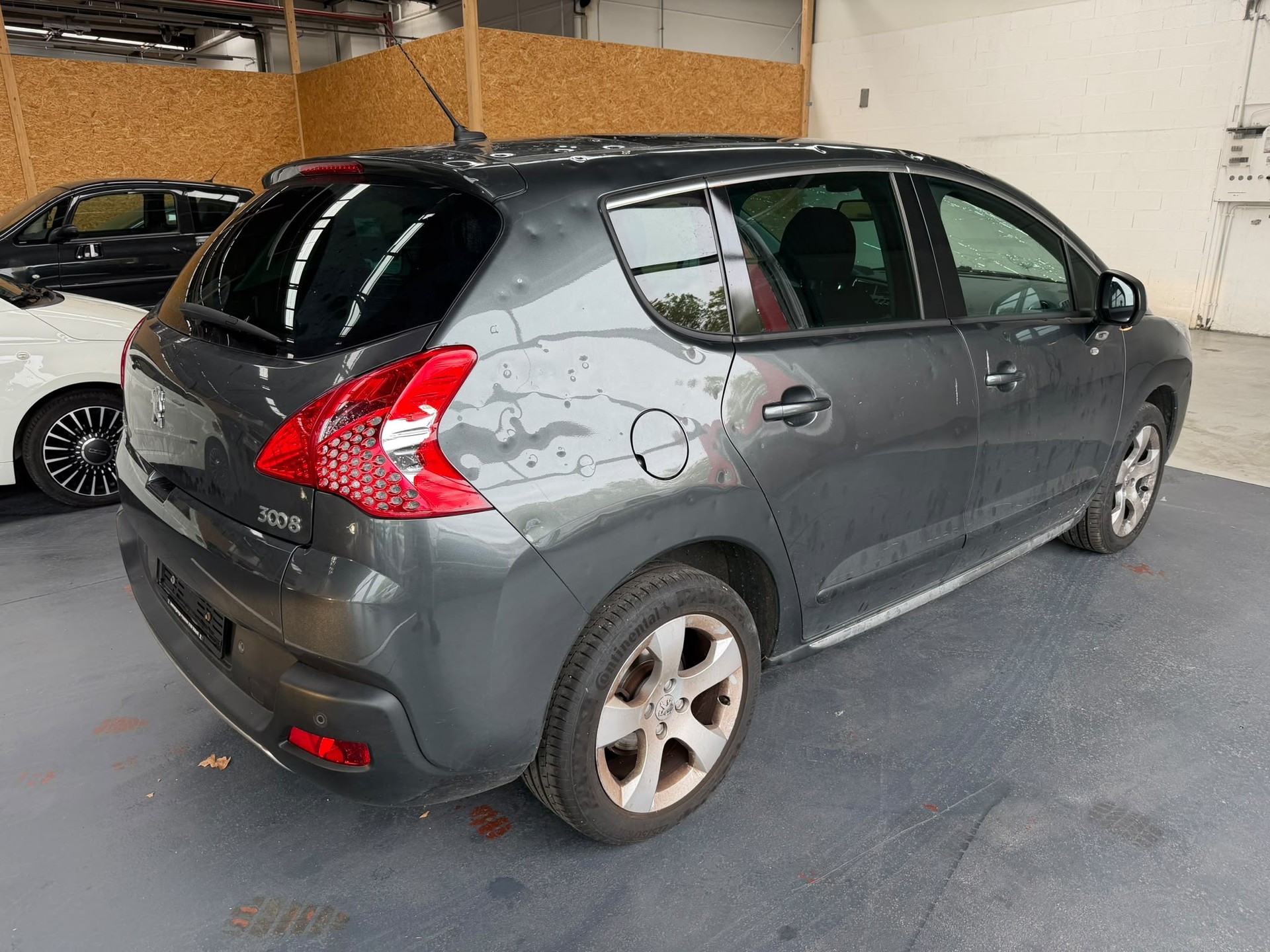 PEUGEOT 3008 2.0 HDI Business-image-6