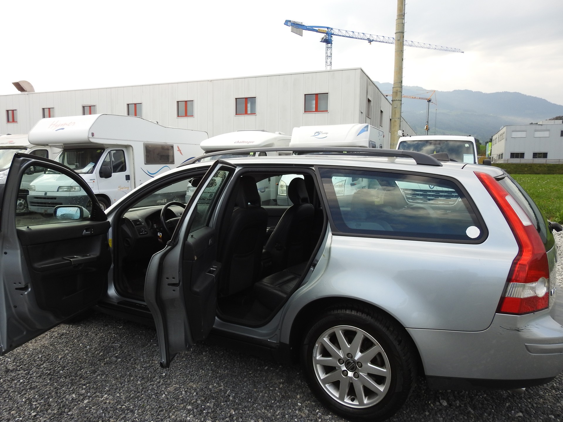 VOLVO V50 D5-image-15
