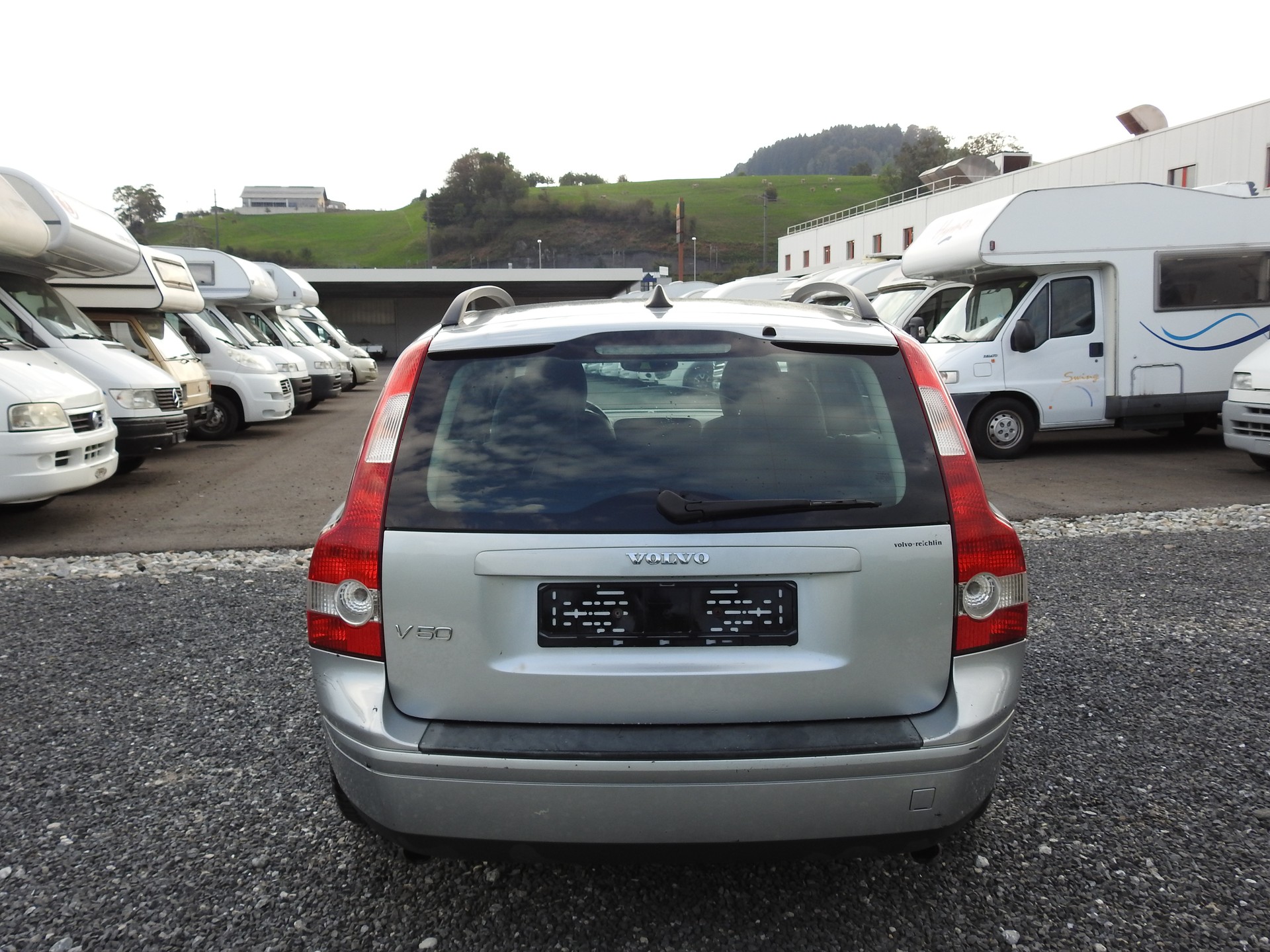 VOLVO V50 D5-image-4