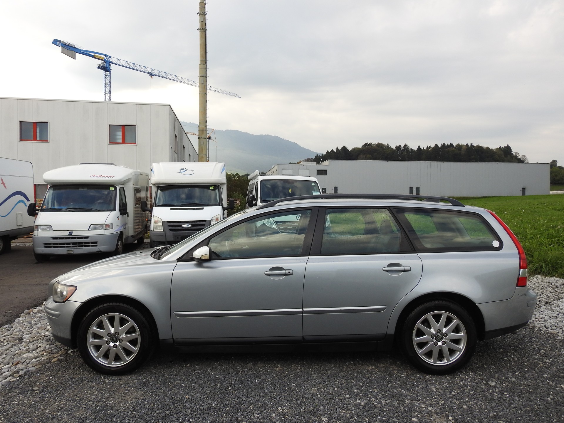 VOLVO V50 D5-image-2