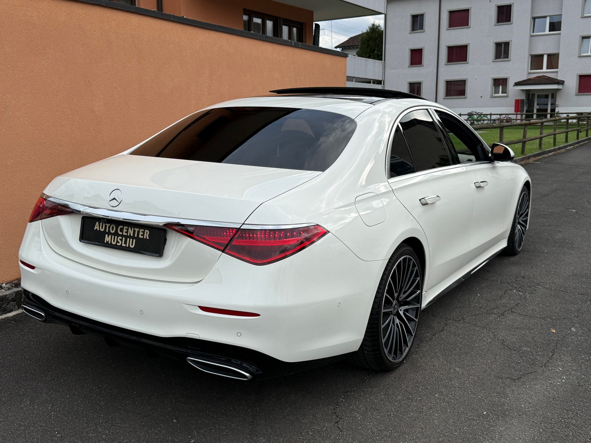MERCEDES-BENZ S 400 d 4Matic AMG Line 9G-Tronic-image-10