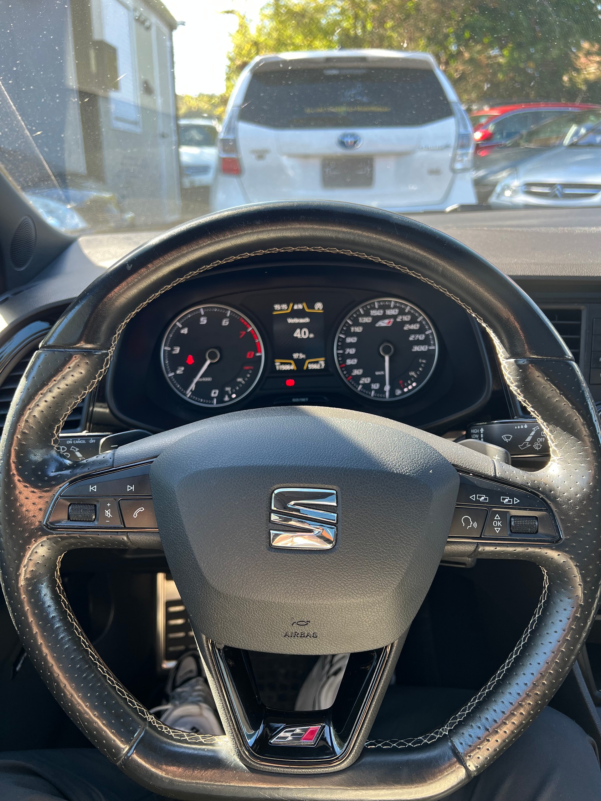 SEAT Leon ST 2.0 TSI Cupra 290 DSG-image-7