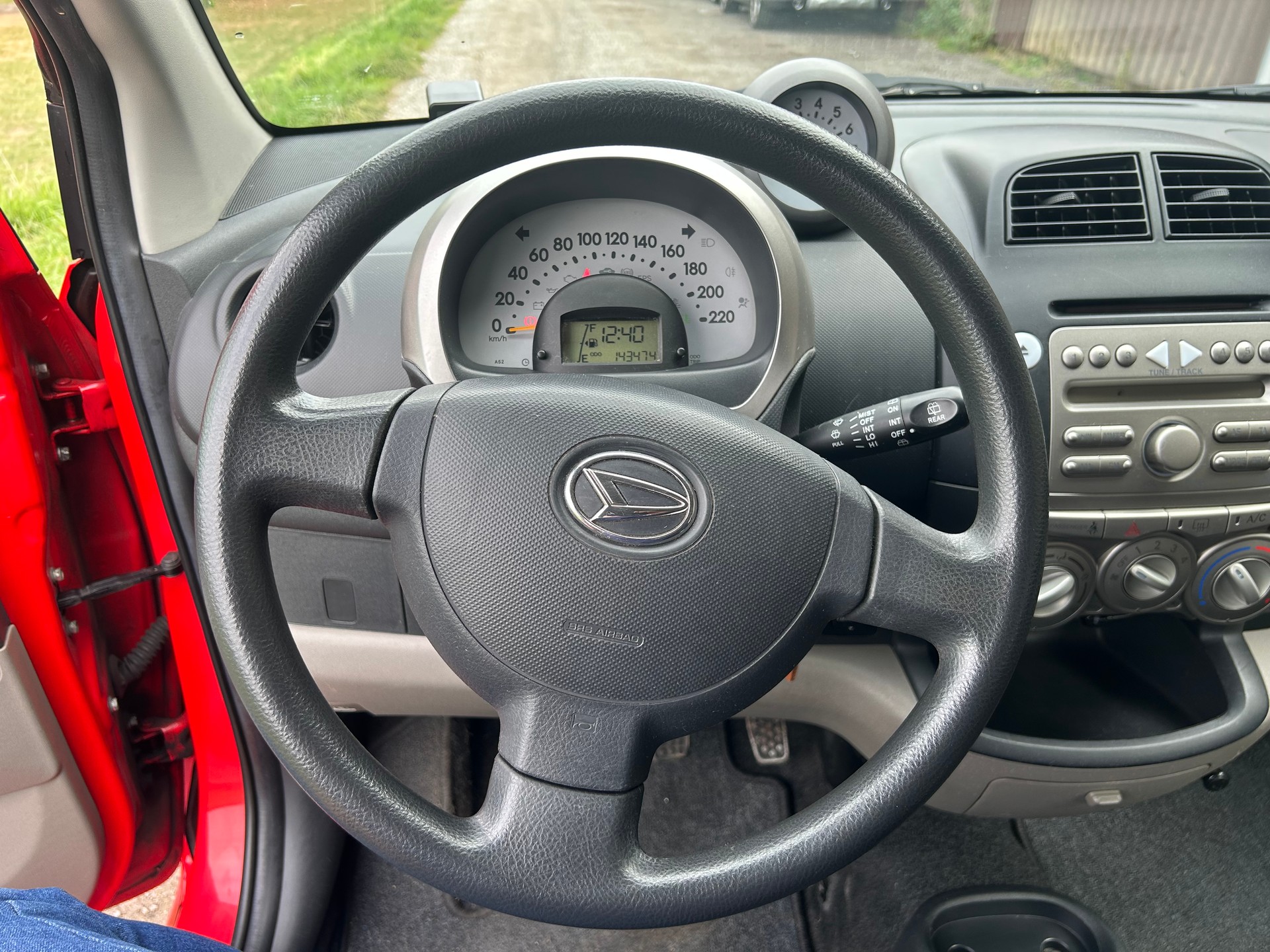 DAIHATSU Sirion 1.3 S eco-4WD mit Frische Ab MFK und Service-image-7