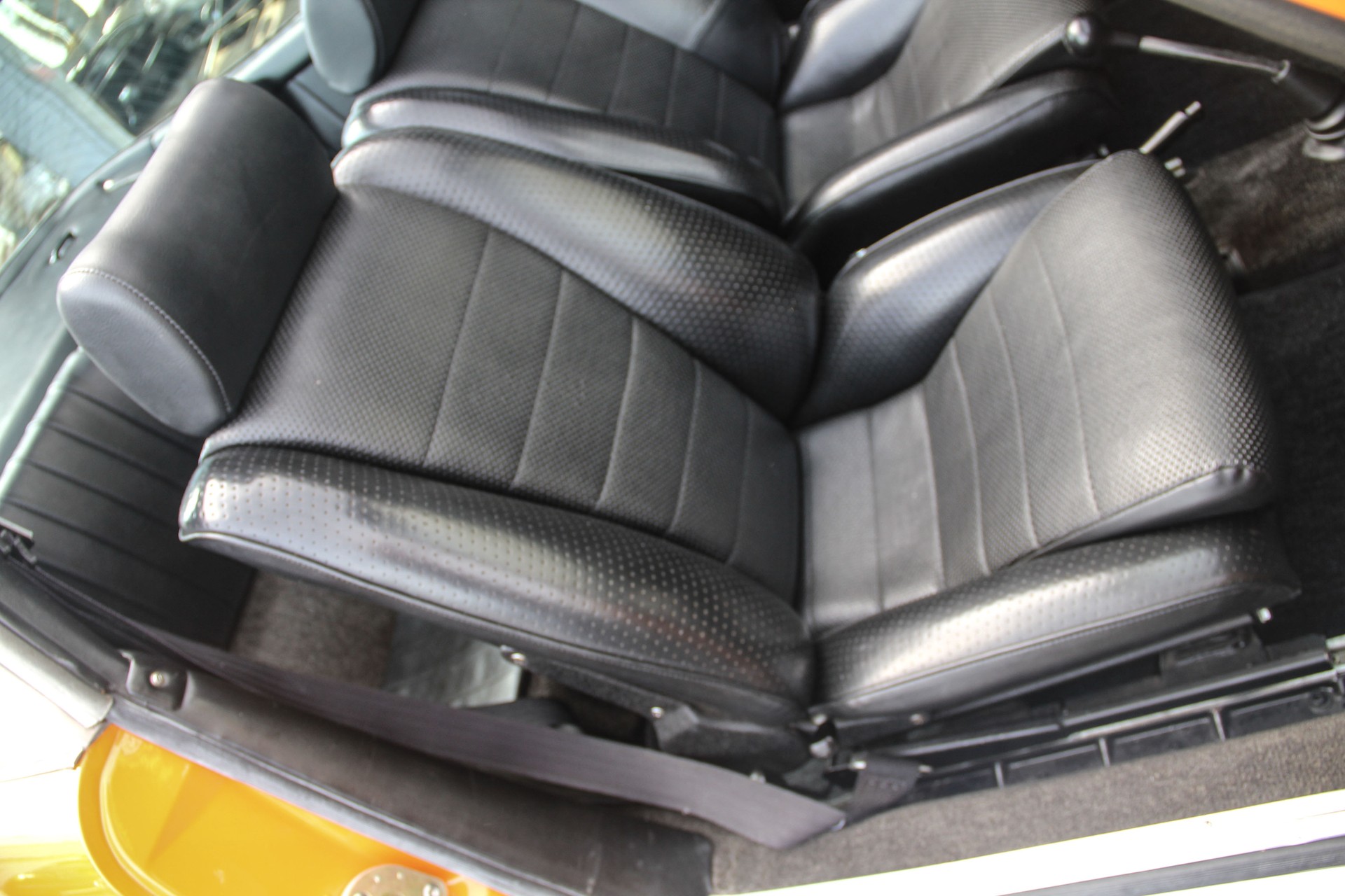 PORSCHE 2.2 S Targa-image-10