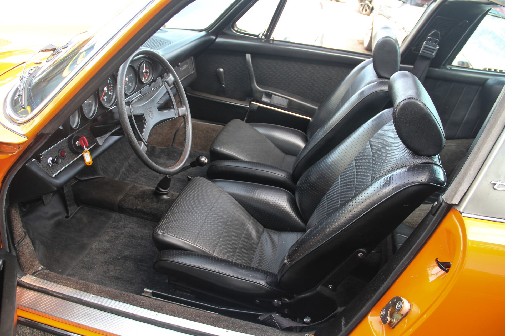 PORSCHE 2.2 S Targa-image-5